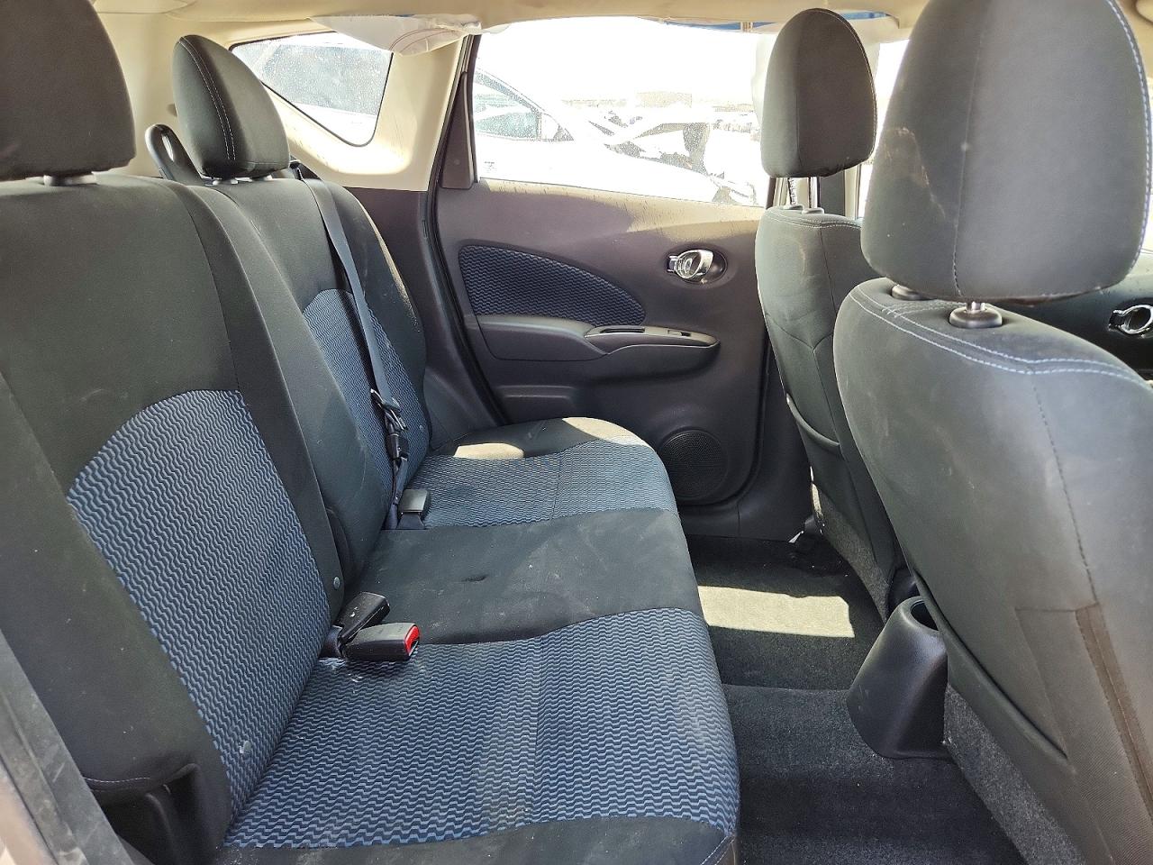 2015 Nissan Versa Note S Silver vin: 3N1CE2CP2FL402152