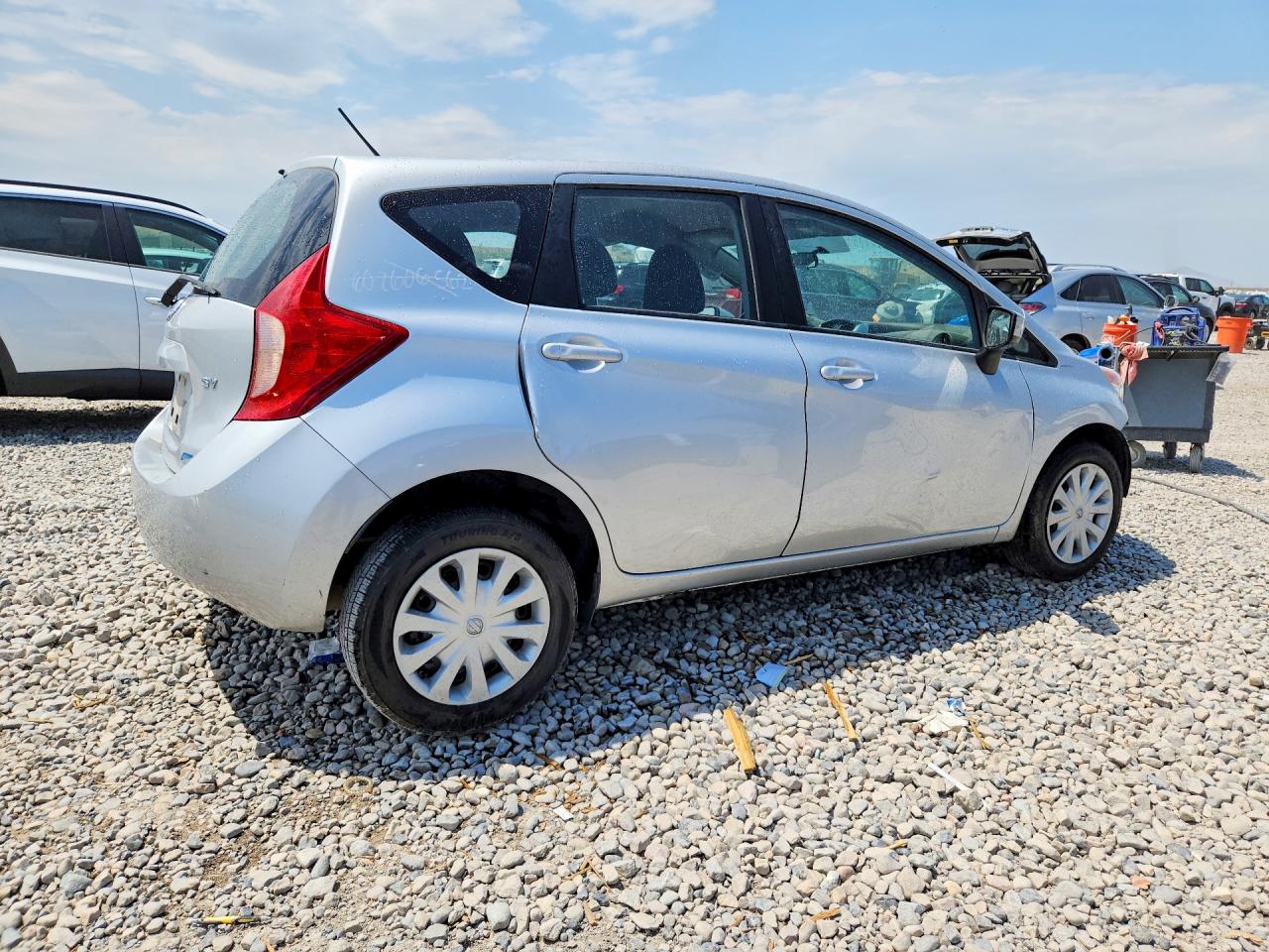 2015 Nissan Versa Note S Silver vin: 3N1CE2CP2FL402152