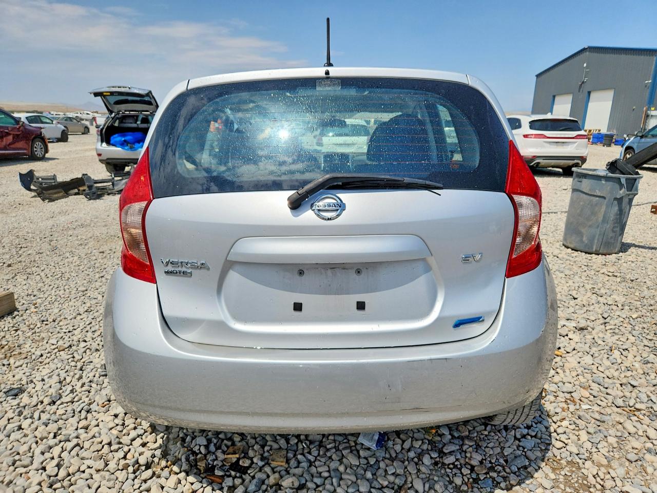 2015 Nissan Versa Note S Silver vin: 3N1CE2CP2FL402152