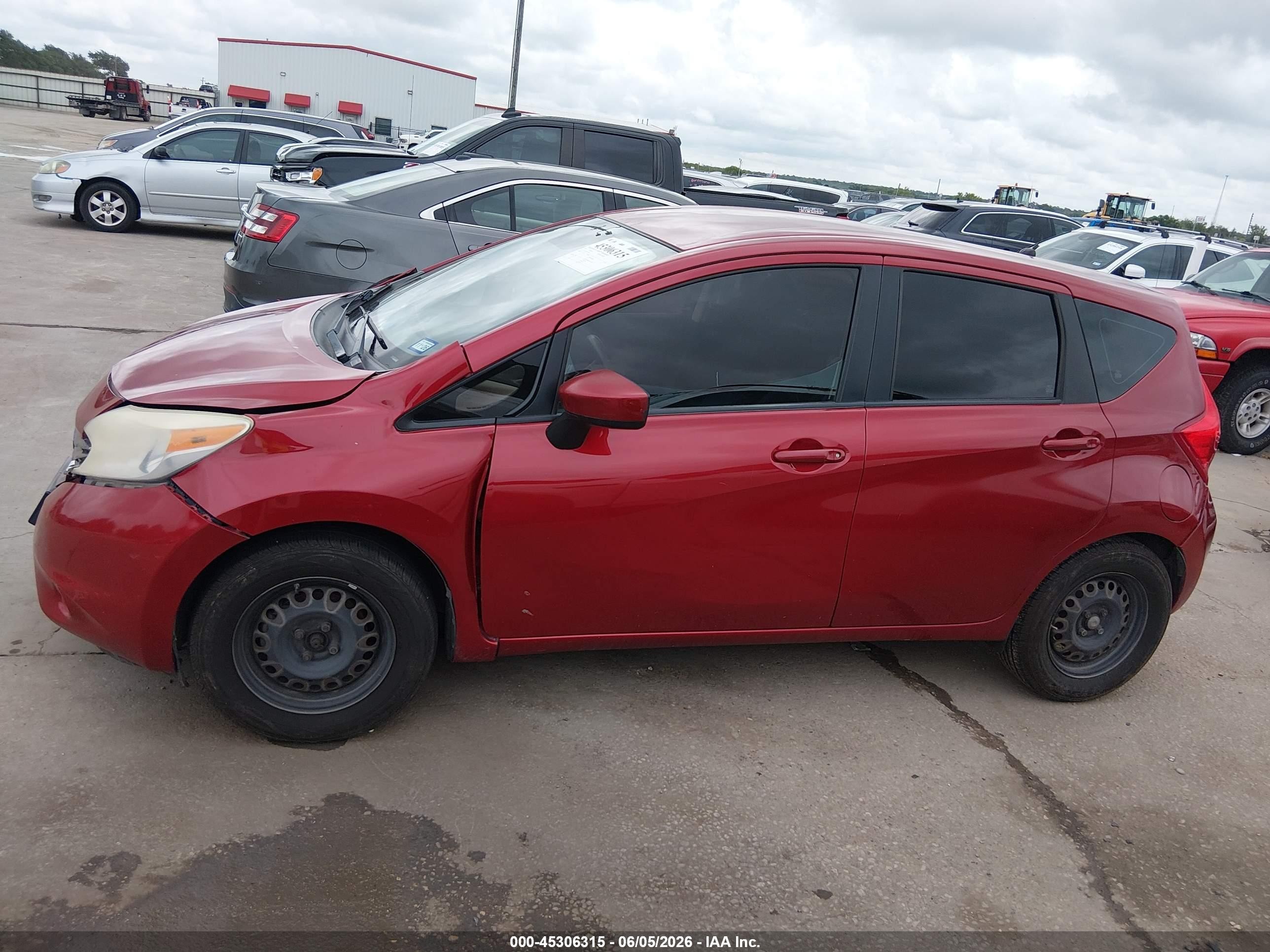 2015 Nissan Versa Note S (sr)/s Plus/sl/sr/sv Red vin: 3N1CE2CP2FL420358