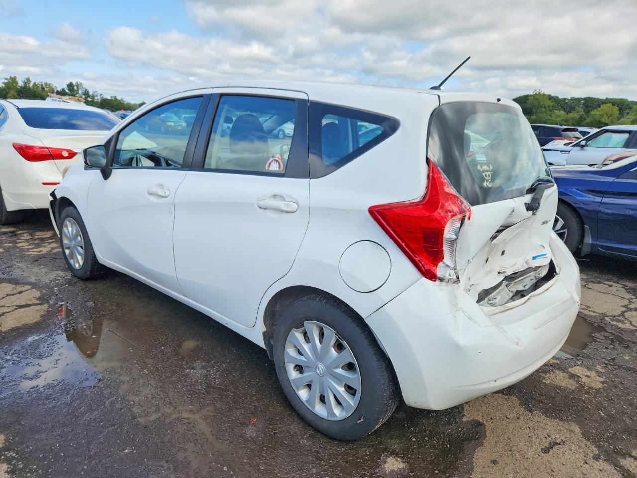 2015 Nissan Versa Note Sv White vin: 3N1CE2CP2FL425981