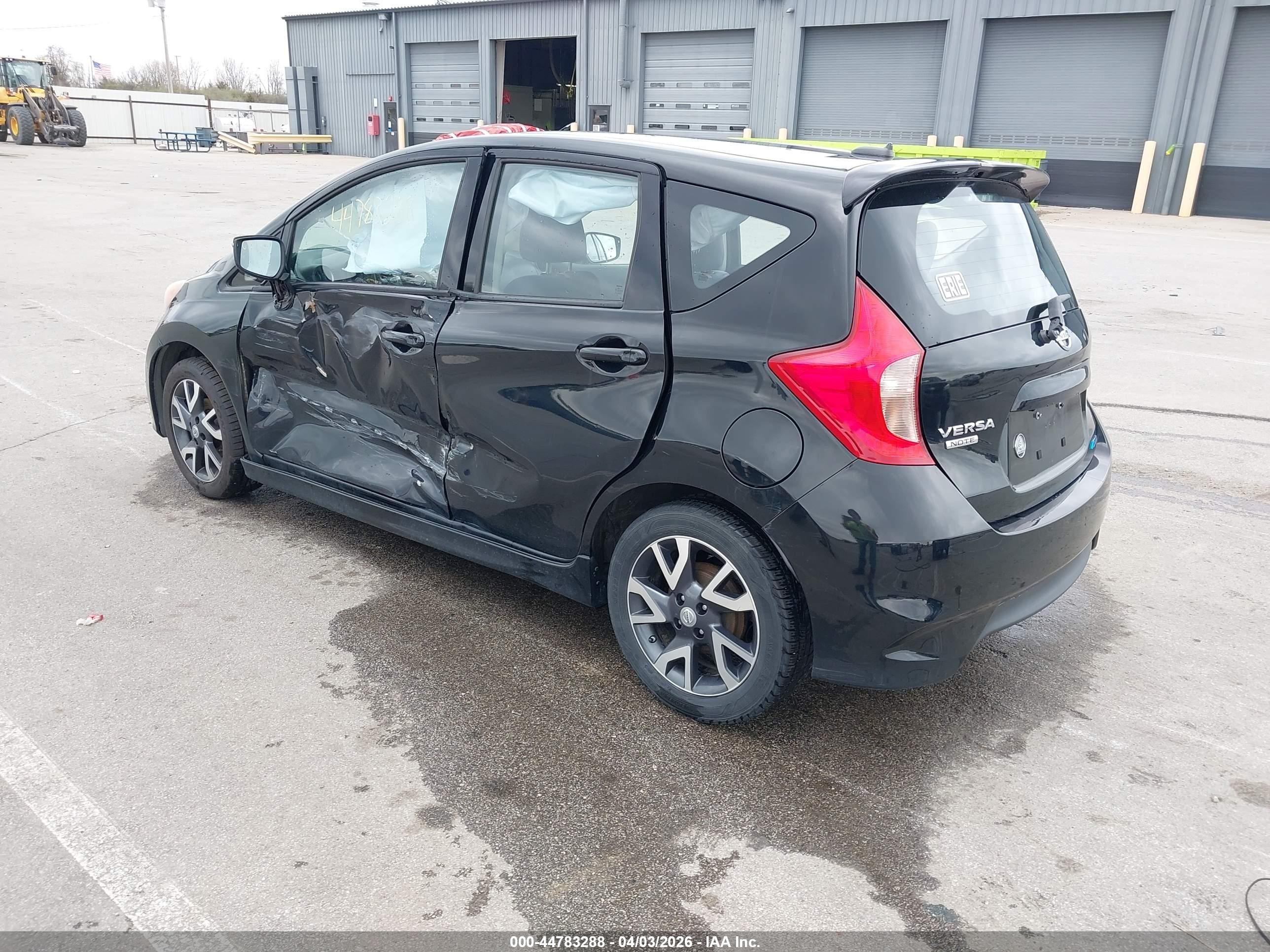 2015 Nissan Versa Note Sr Black vin: 3N1CE2CP2FL428220