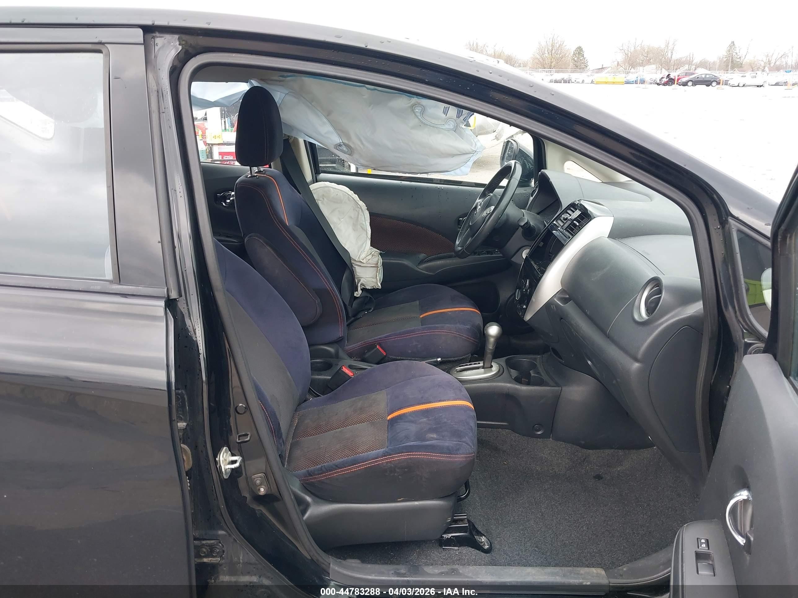 2015 Nissan Versa Note Sr Black vin: 3N1CE2CP2FL428220