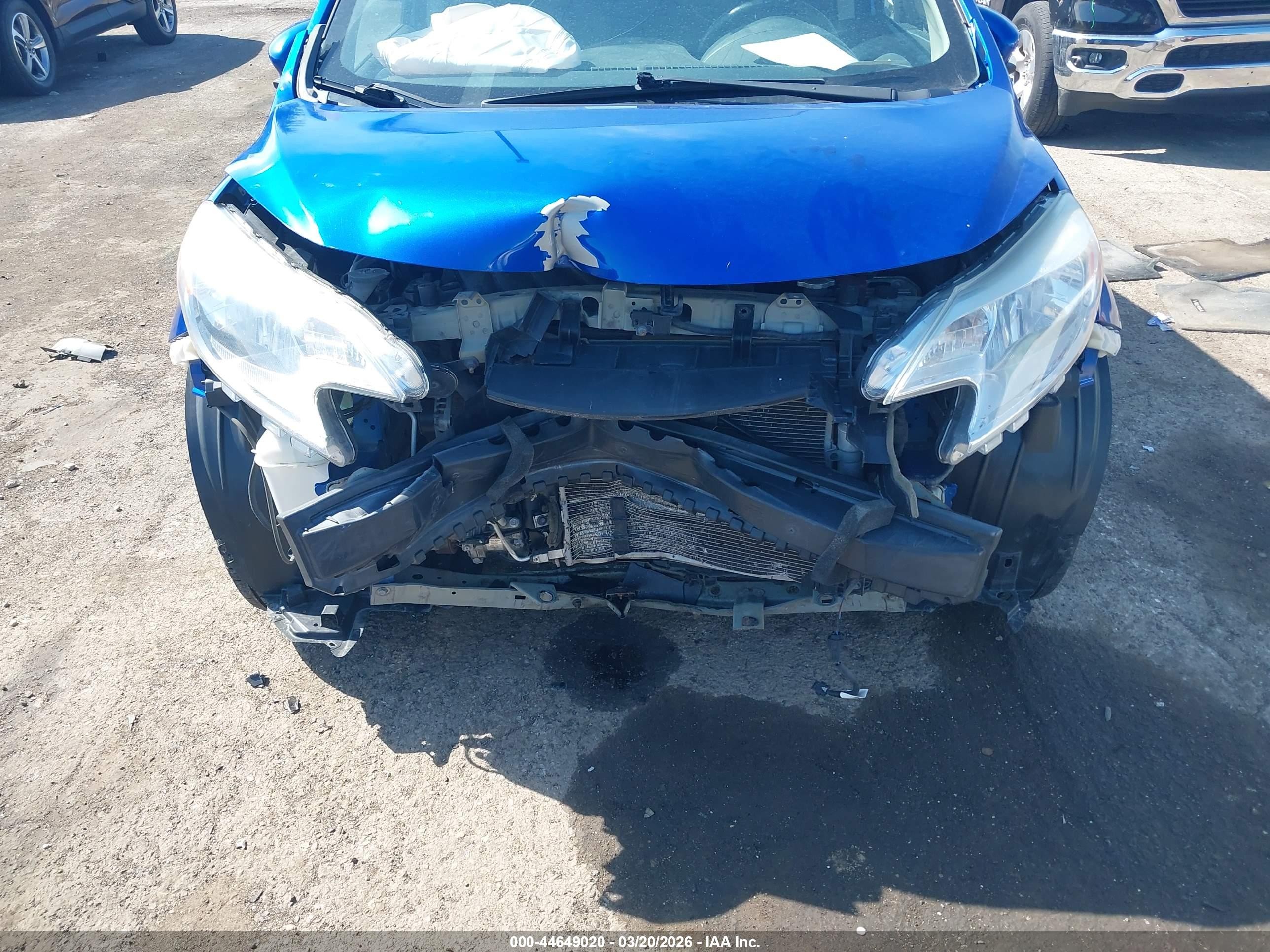 2015 Nissan Versa Note Sv Blue vin: 3N1CE2CP2FL433725
