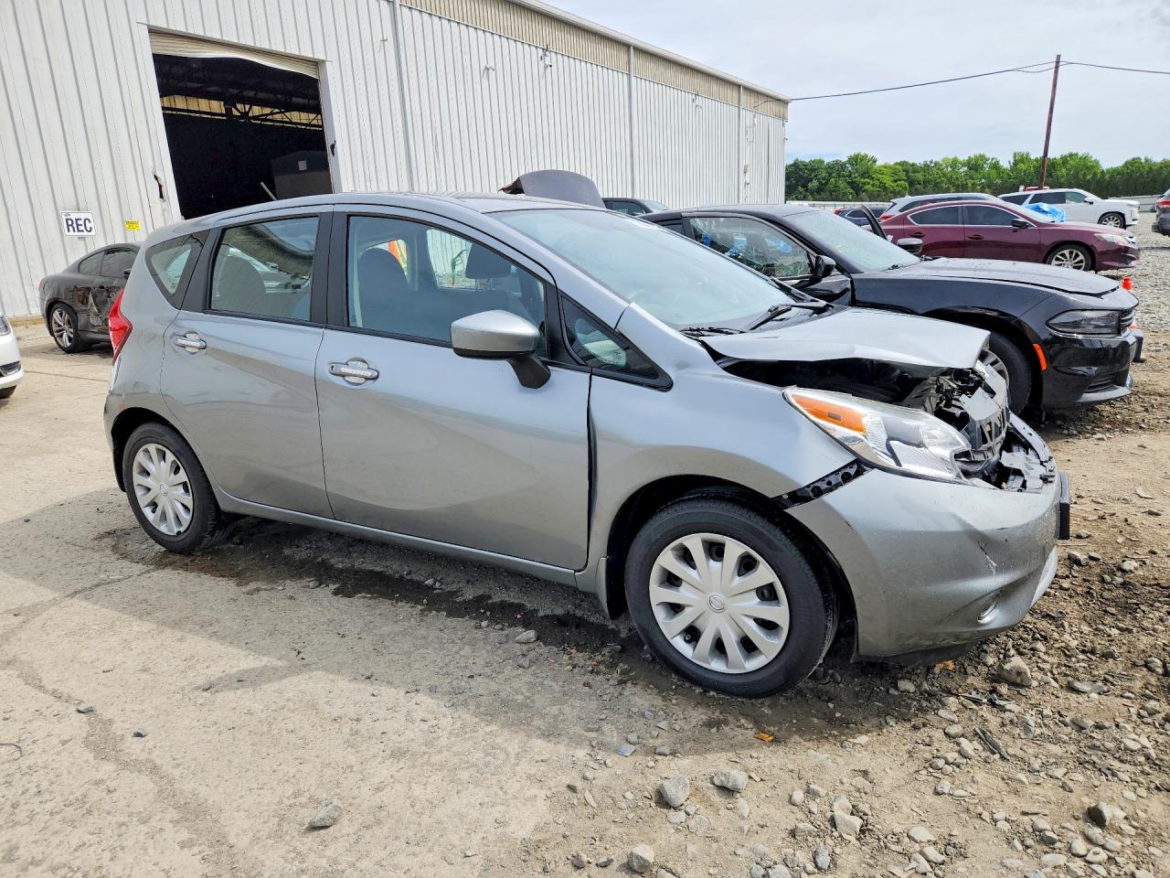 2015 Nissan Versa Note S Plus Silver vin: 3N1CE2CP2FL446667
