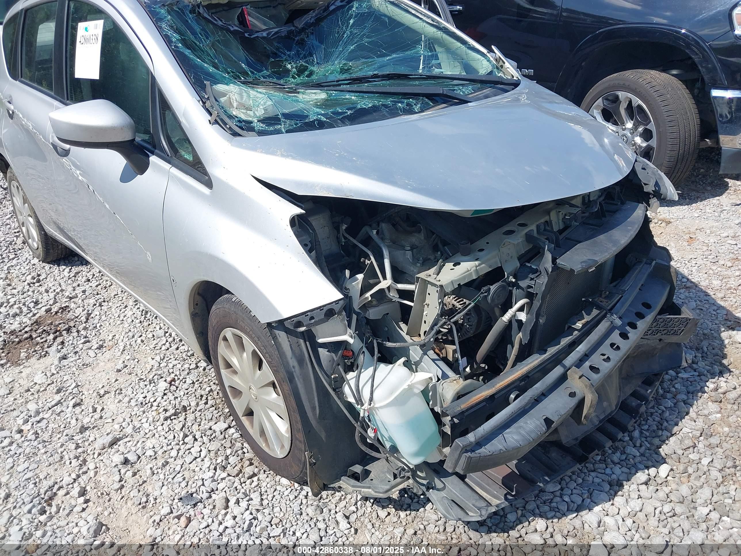 2016 Nissan Versa Note S (sr)/s Plus/sl/sr/sv Silver vin: 3N1CE2CP2GL351351