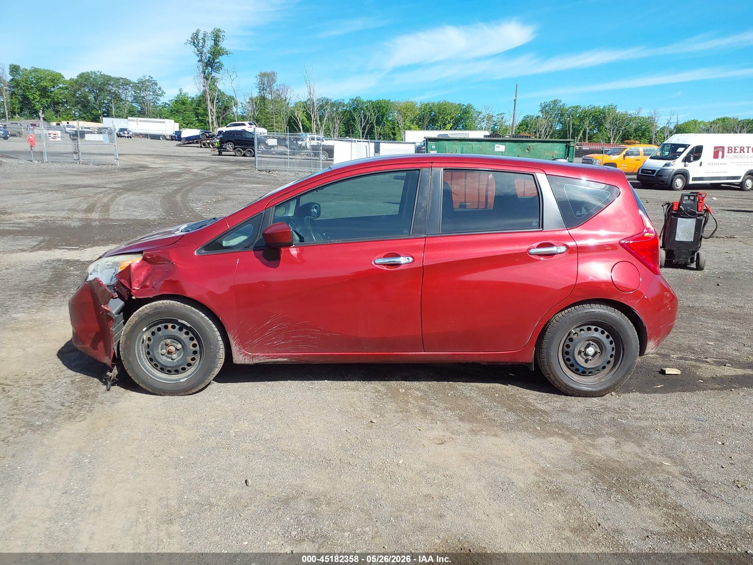 2016 Nissan Versa Note Sv Burgundy vin: 3N1CE2CP2GL383393