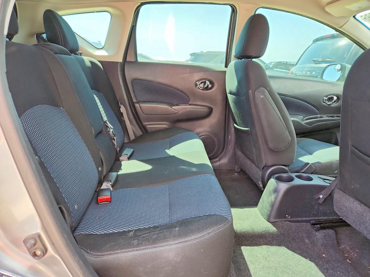 2014 Nissan Versa Note Sv Silver vin: 3N1CE2CP3EL364610