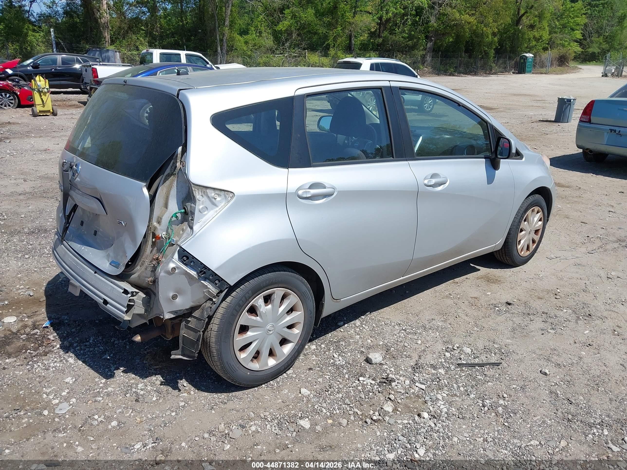 2014 Nissan Versa Note Sv Silver vin: 3N1CE2CP3EL383321