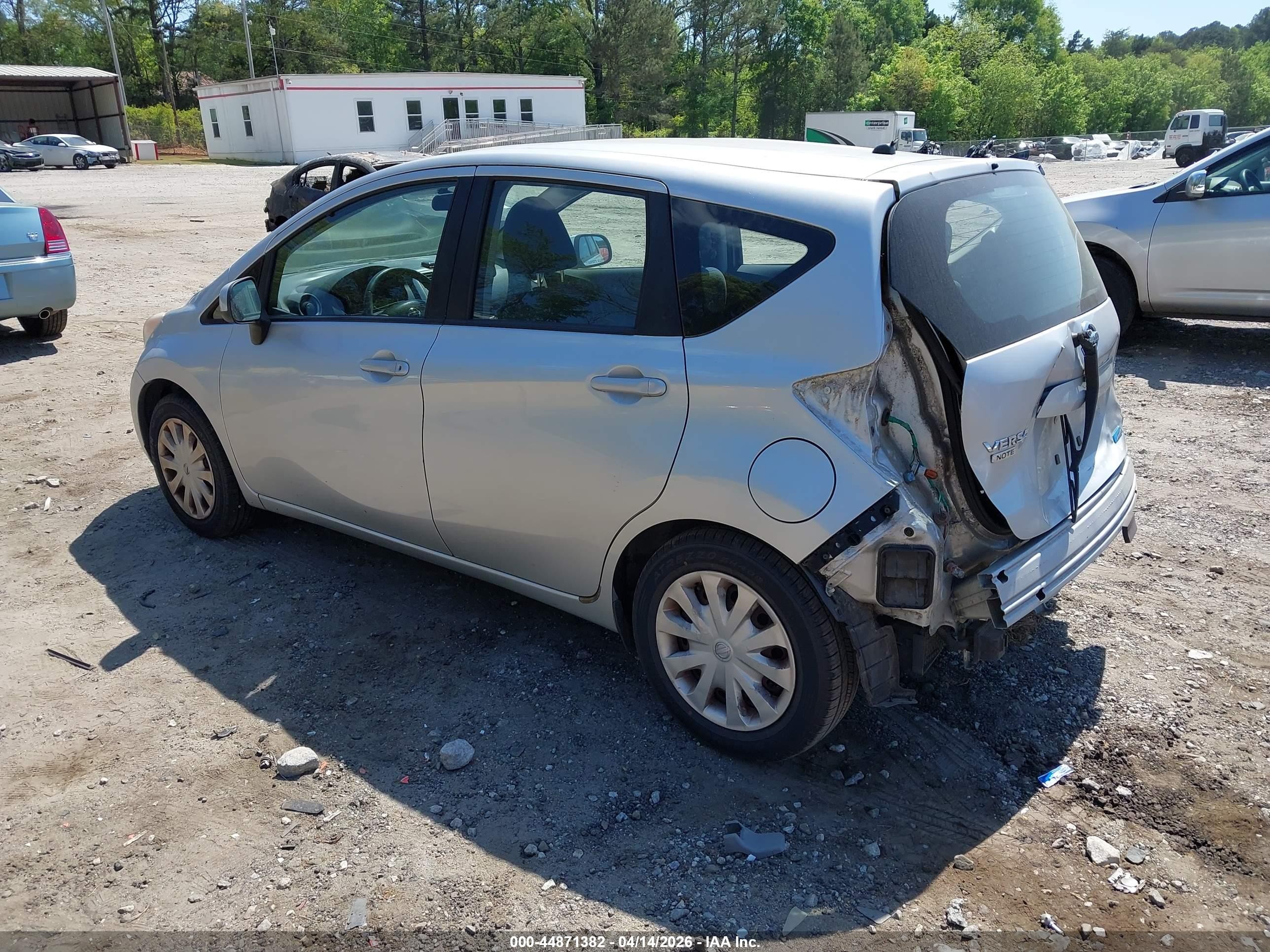 2014 Nissan Versa Note Sv Silver vin: 3N1CE2CP3EL383321