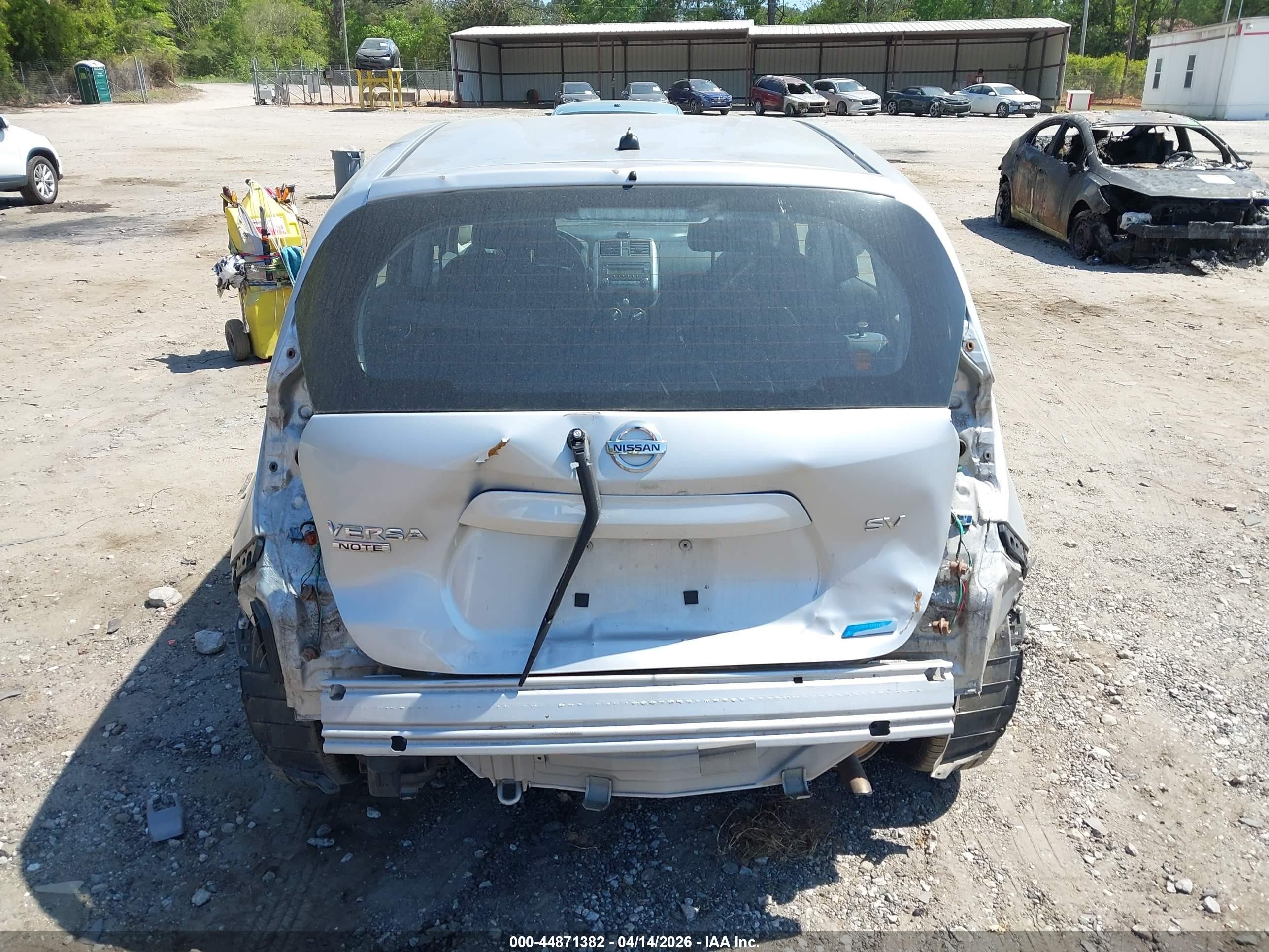 2014 Nissan Versa Note Sv Silver vin: 3N1CE2CP3EL383321