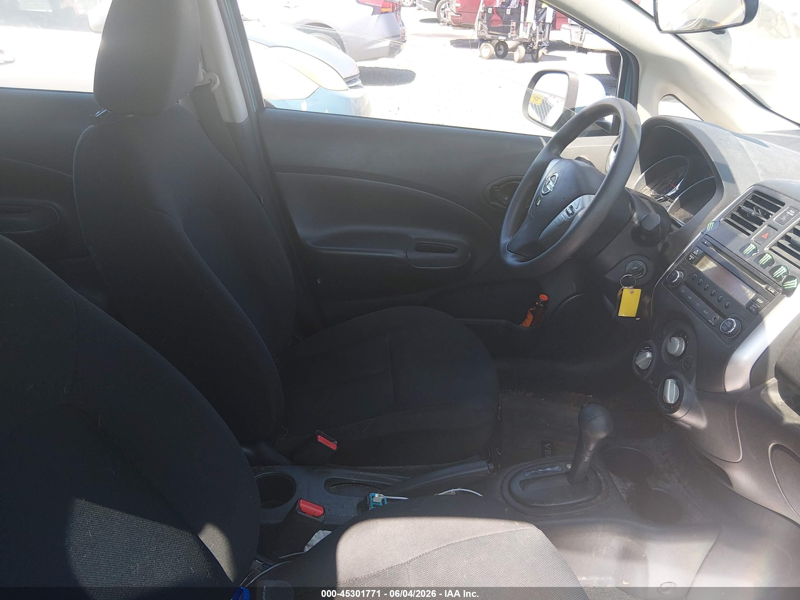 2014 Nissan Versa Note S Plus Blue vin: 3N1CE2CP3EL386610