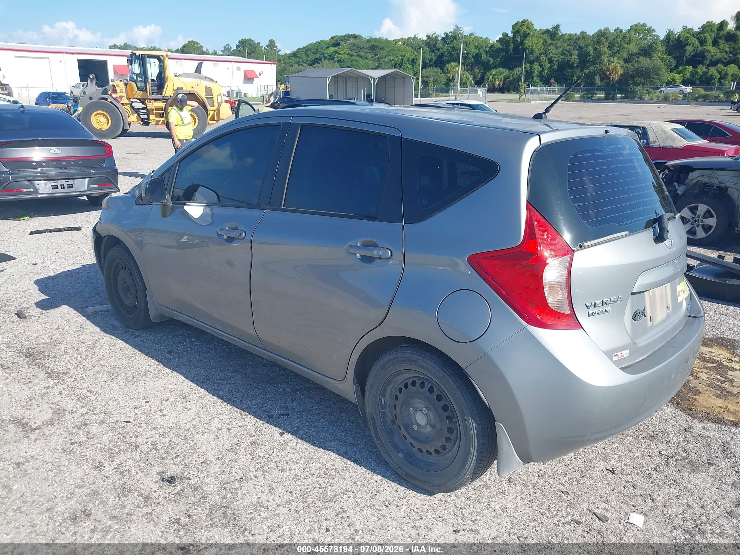 2014 Nissan Versa Note Sv Silver vin: 3N1CE2CP3EL426023
