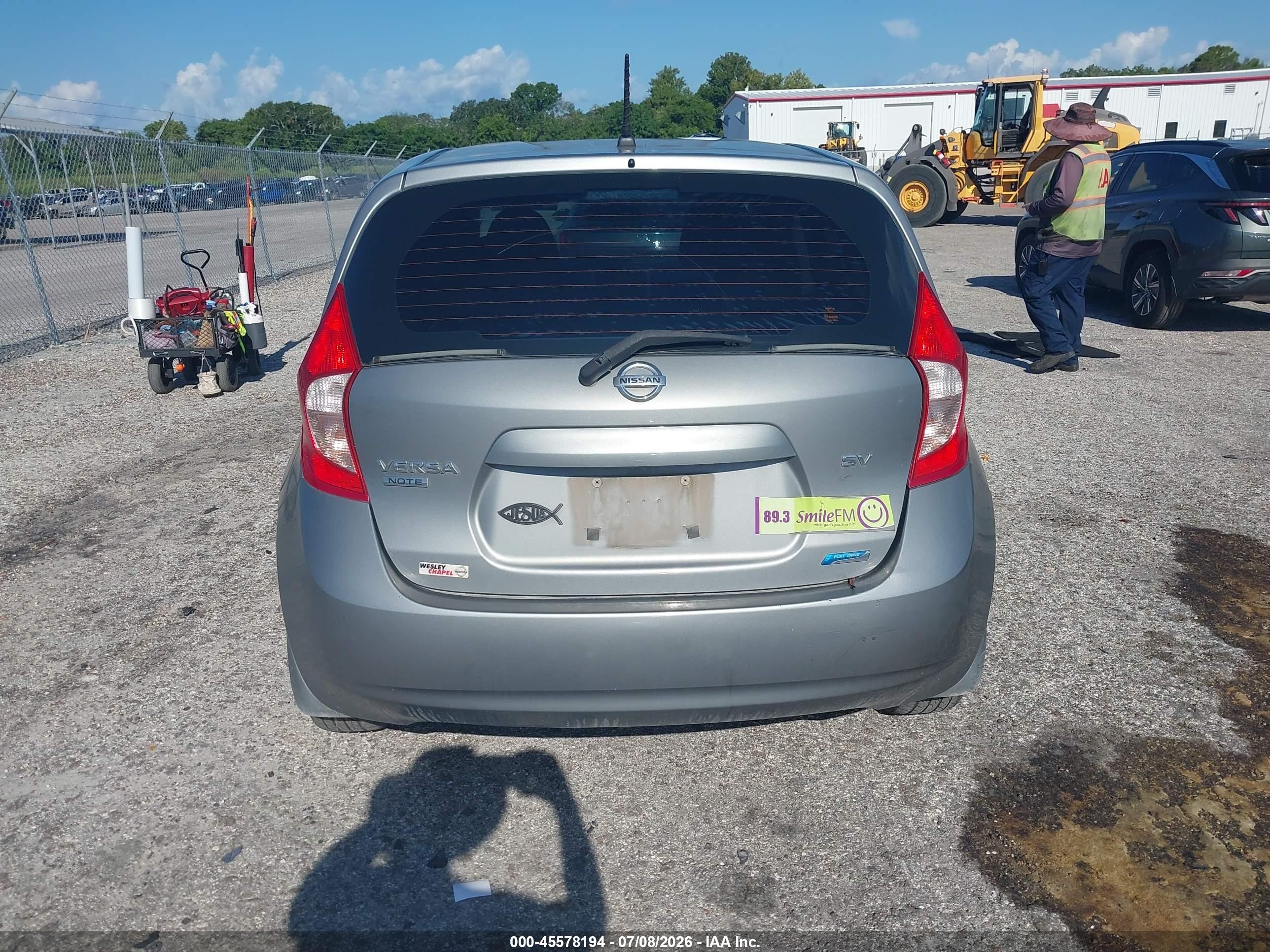 2014 Nissan Versa Note Sv Silver vin: 3N1CE2CP3EL426023