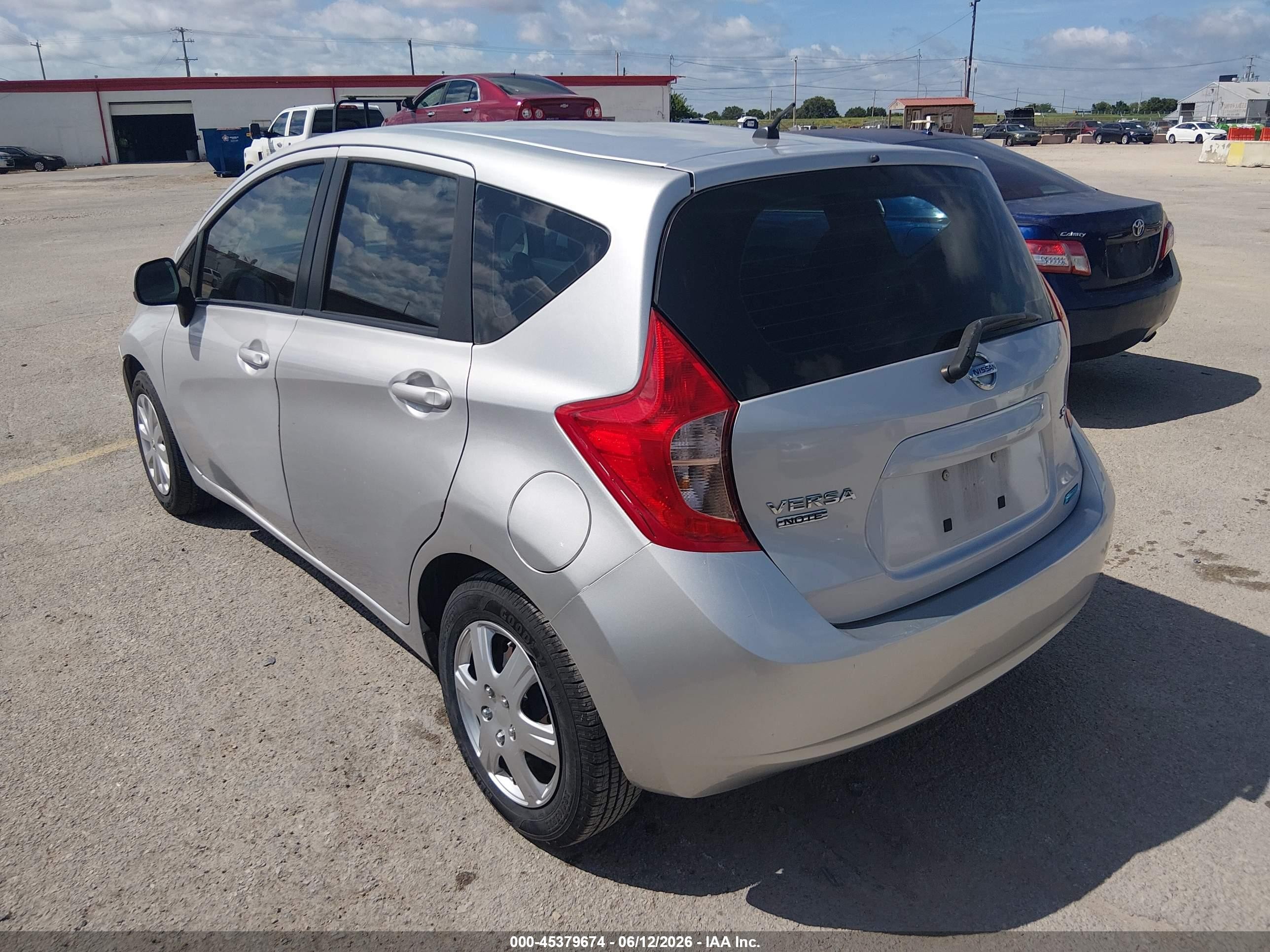 2014 Nissan Versa Note Sv Серебряный vin: 3N1CE2CP3EL431416