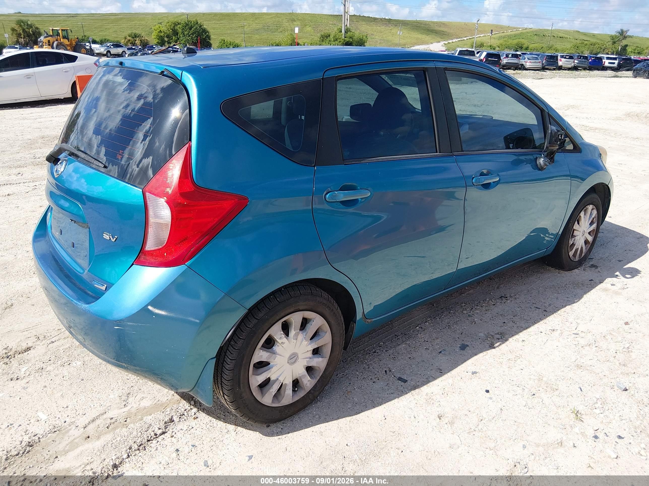 2015 Nissan Versa Note S (sr)/s Plus/sl/sr/sv Blue vin: 3N1CE2CP3FL356170