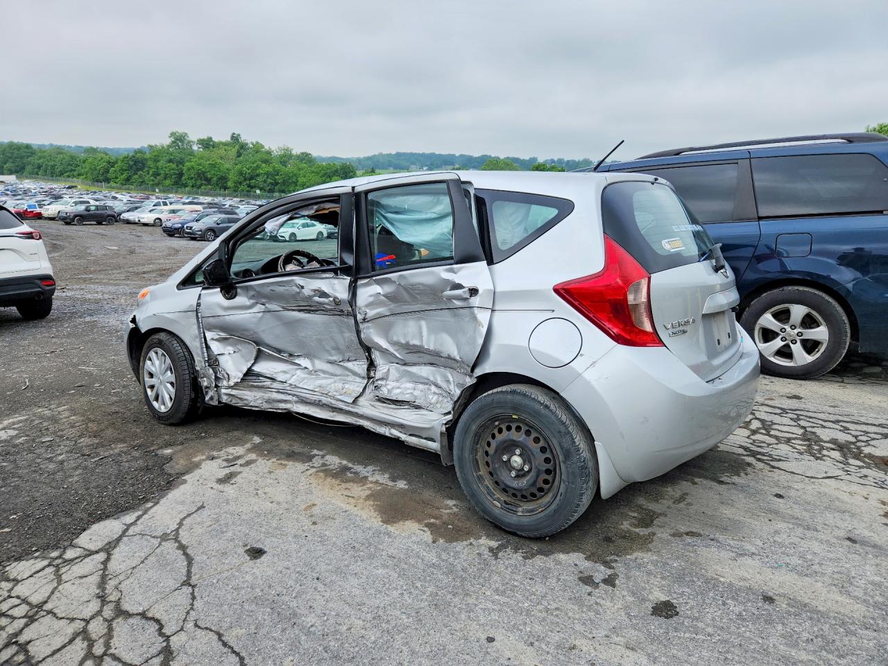 2015 Nissan Versa Note Sv Silver vin: 3N1CE2CP3FL363748