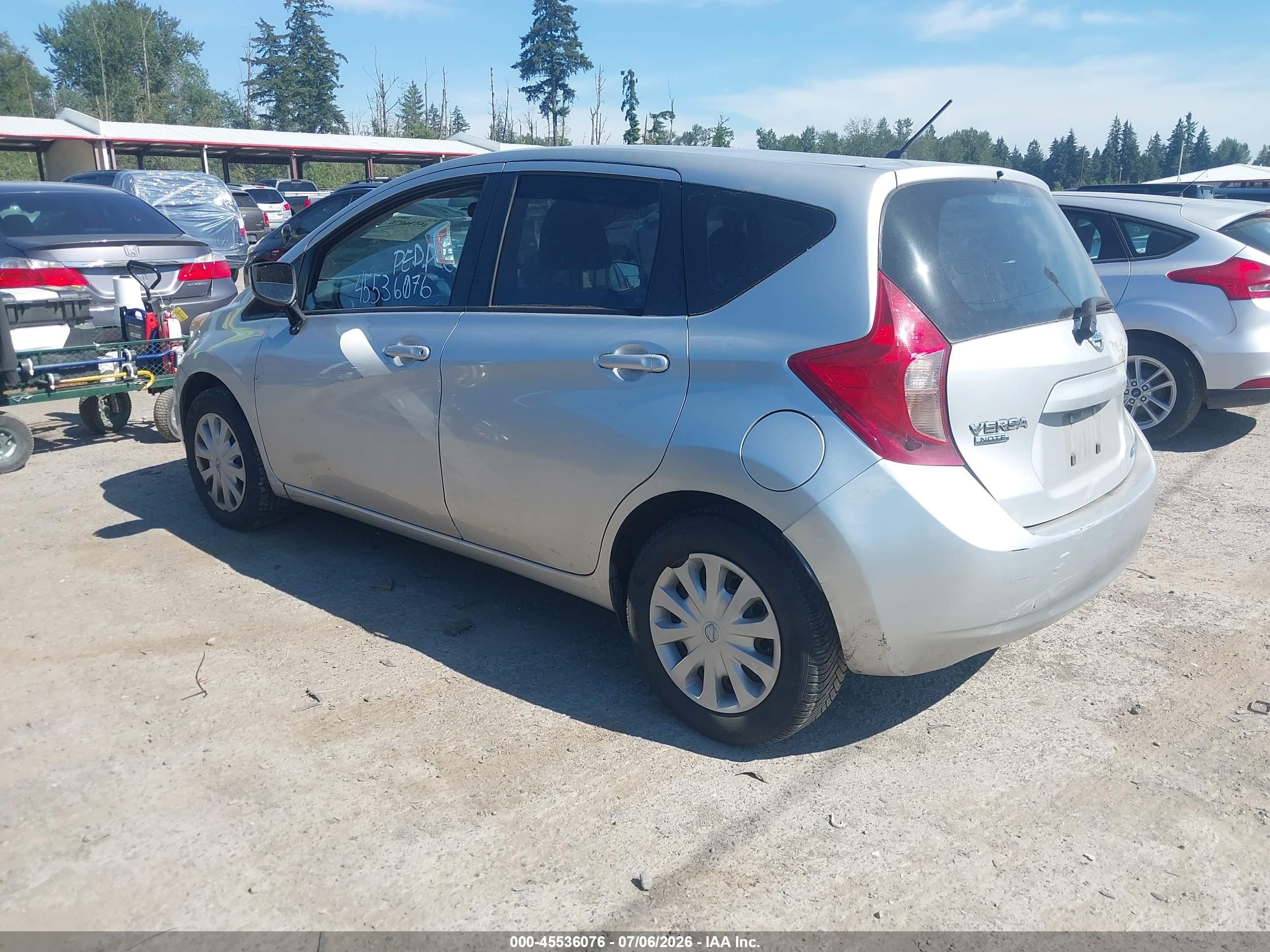 2015 Nissan Versa Note S (sr)/s Plus/sl/sr/sv Silver vin: 3N1CE2CP3FL386561