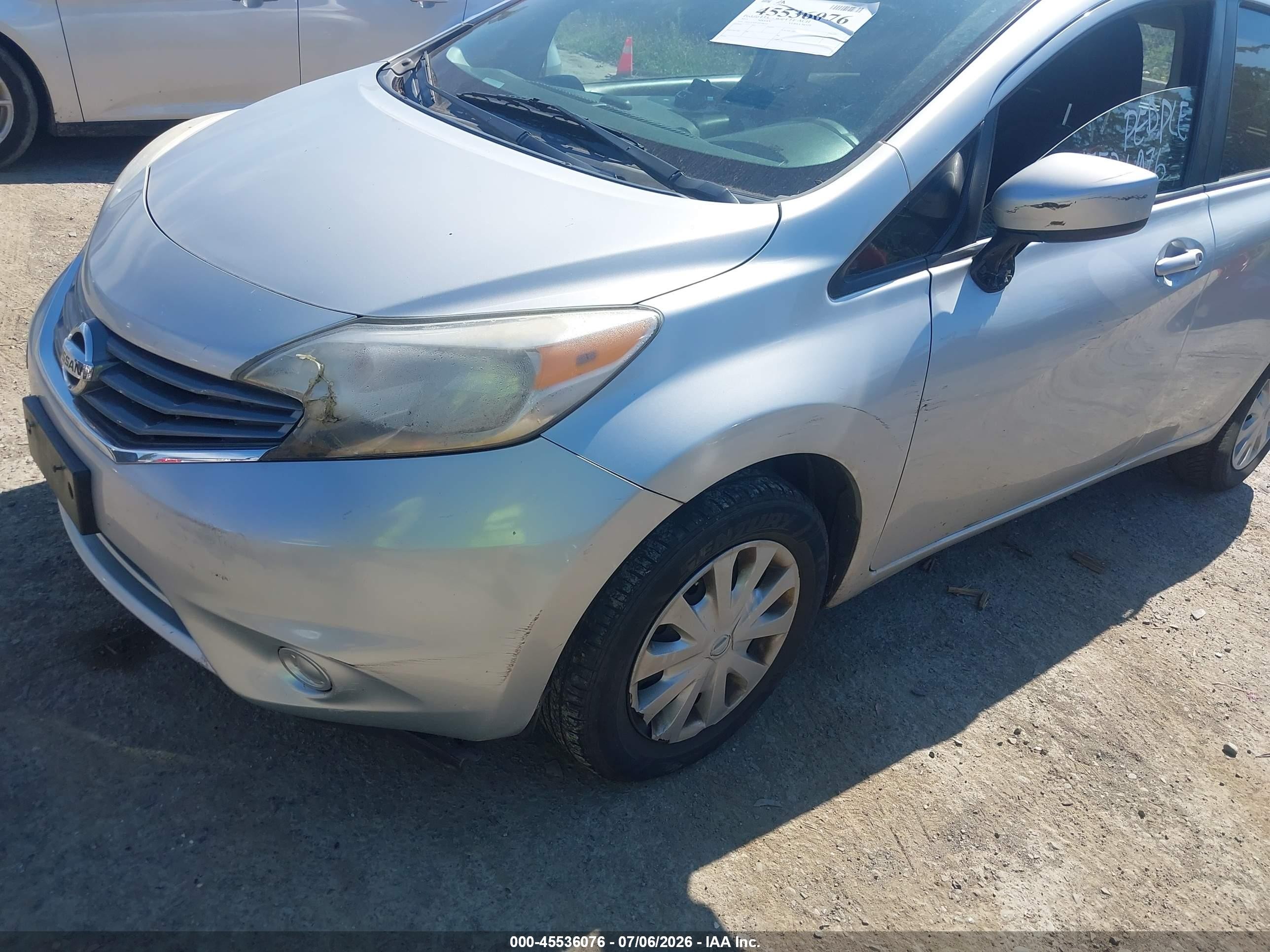2015 Nissan Versa Note S (sr)/s Plus/sl/sr/sv Silver vin: 3N1CE2CP3FL386561