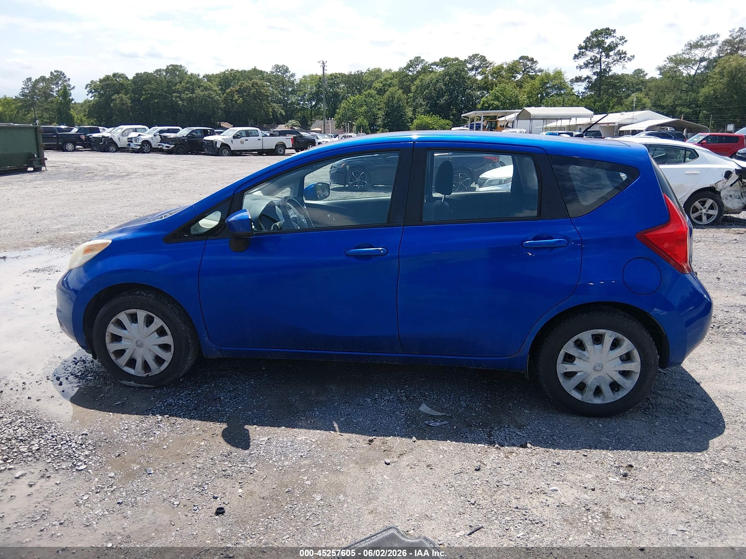 2015 Nissan Versa Note S (sr)/s Plus/sl/sr/sv Blue vin: 3N1CE2CP3FL395521