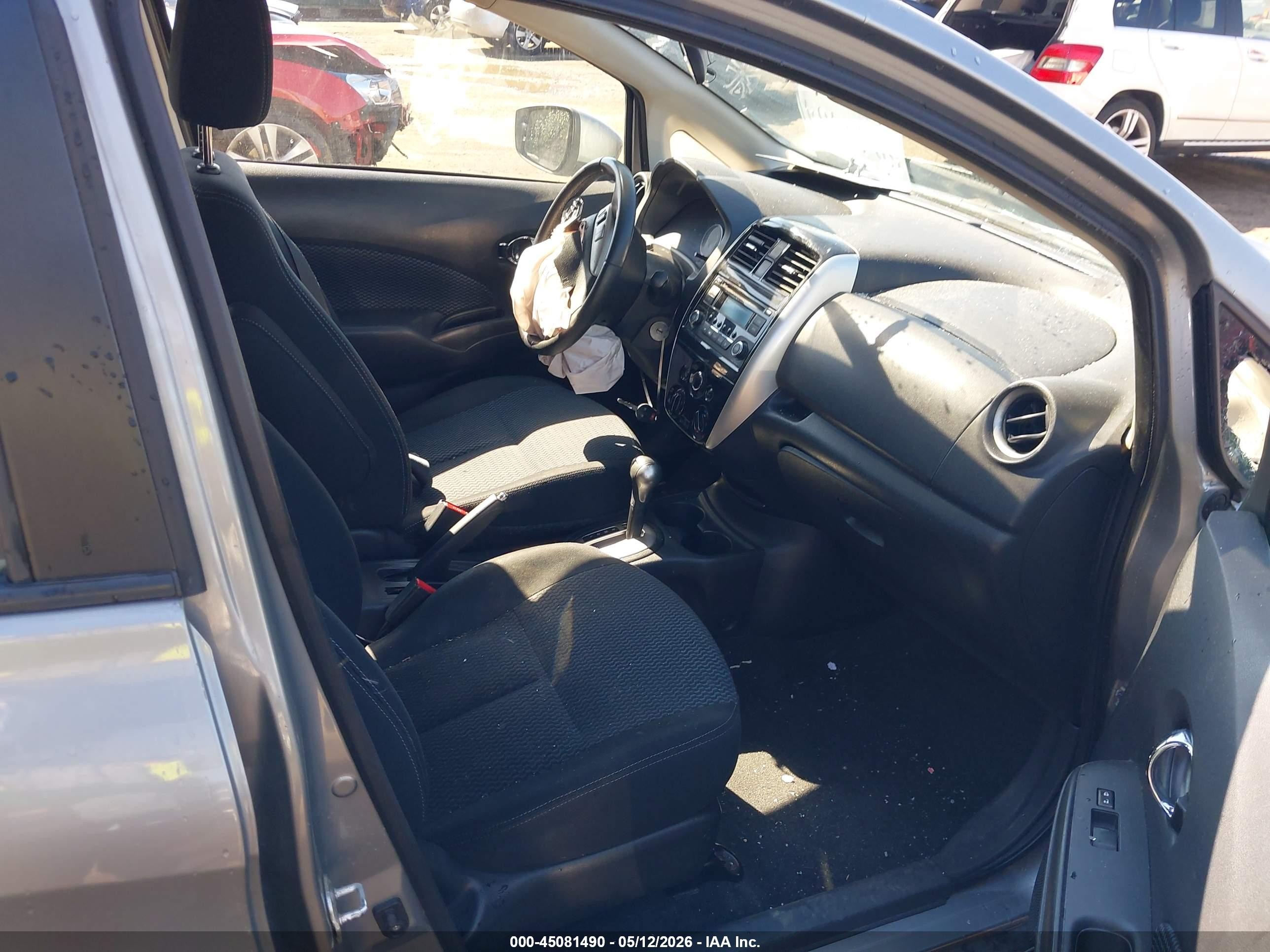 2015 Nissan Versa Note S (sr)/s Plus/sl/sr/sv Silver vin: 3N1CE2CP3FL397835