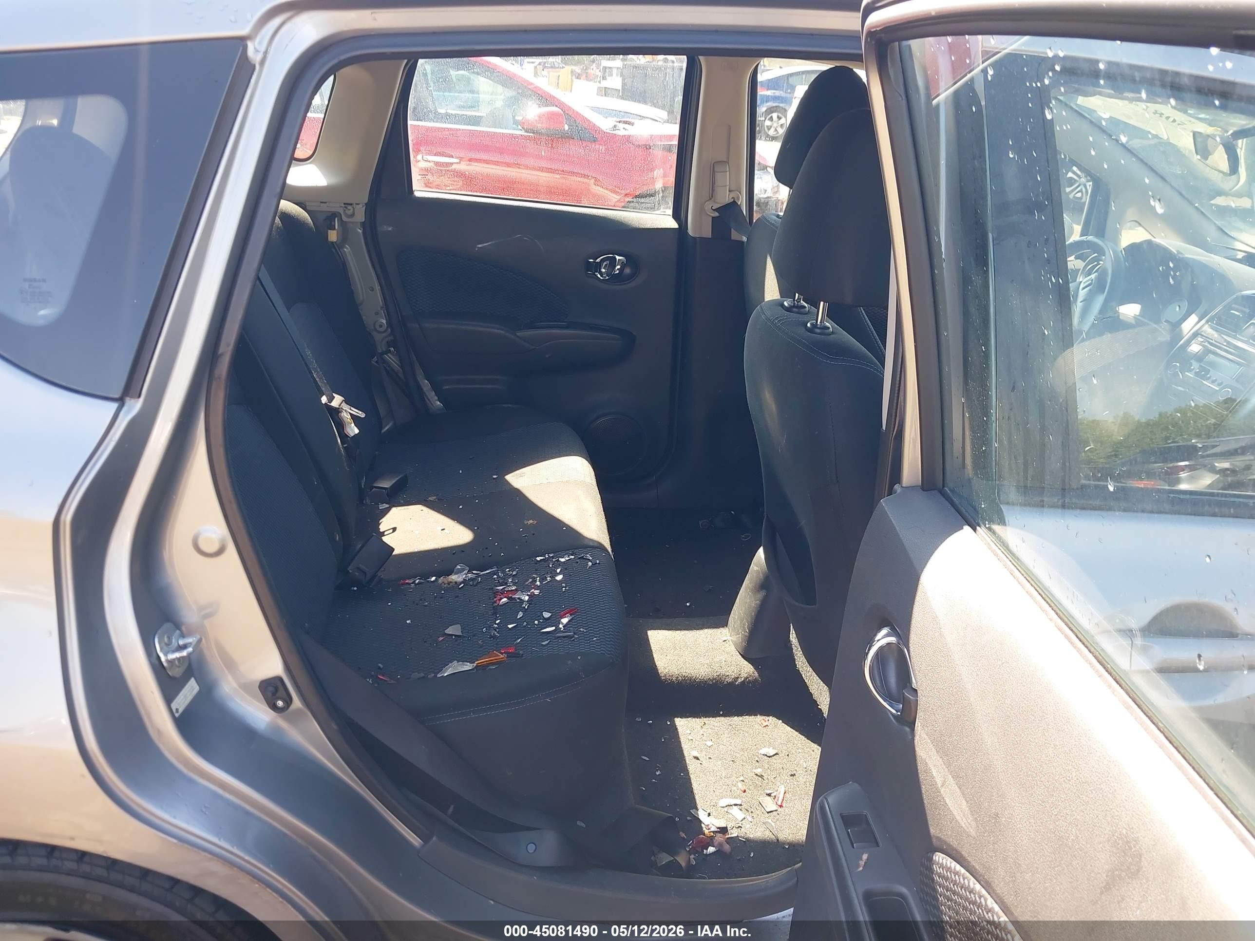2015 Nissan Versa Note S (sr)/s Plus/sl/sr/sv Silver vin: 3N1CE2CP3FL397835
