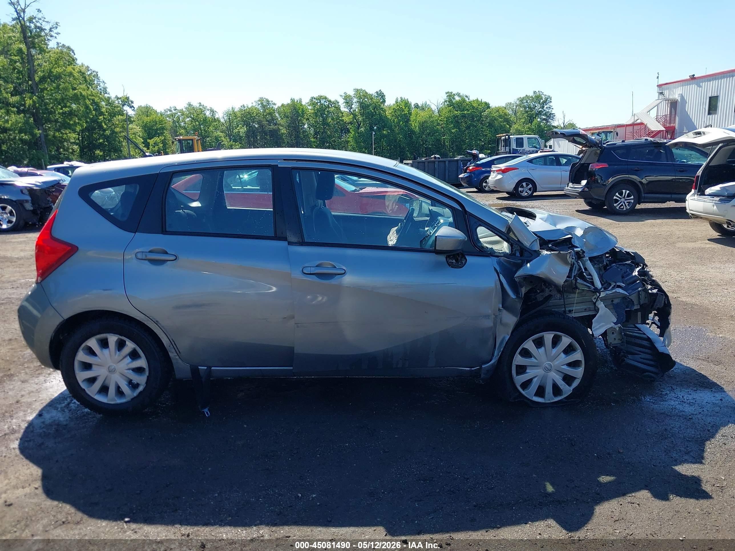 2015 Nissan Versa Note S (sr)/s Plus/sl/sr/sv Silver vin: 3N1CE2CP3FL397835