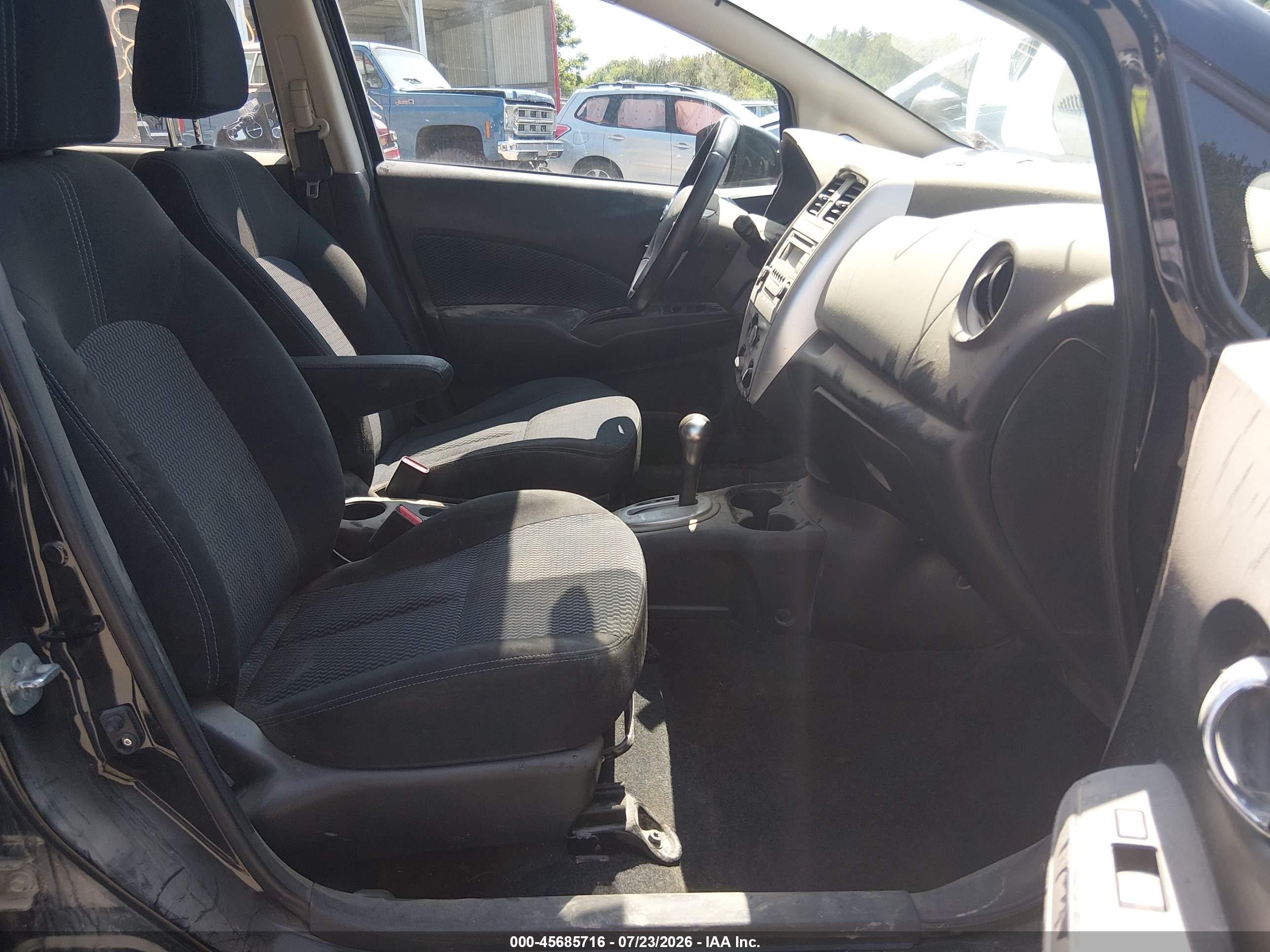 2015 Nissan Versa Note S (sr)/s Plus/sl/sr/sv Черный vin: 3N1CE2CP3FL402287