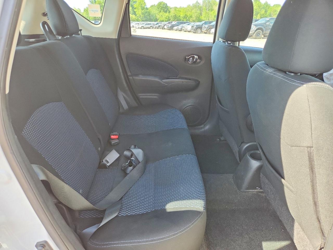 2015 Nissan Versa Note Sv Белый vin: 3N1CE2CP3FL410146