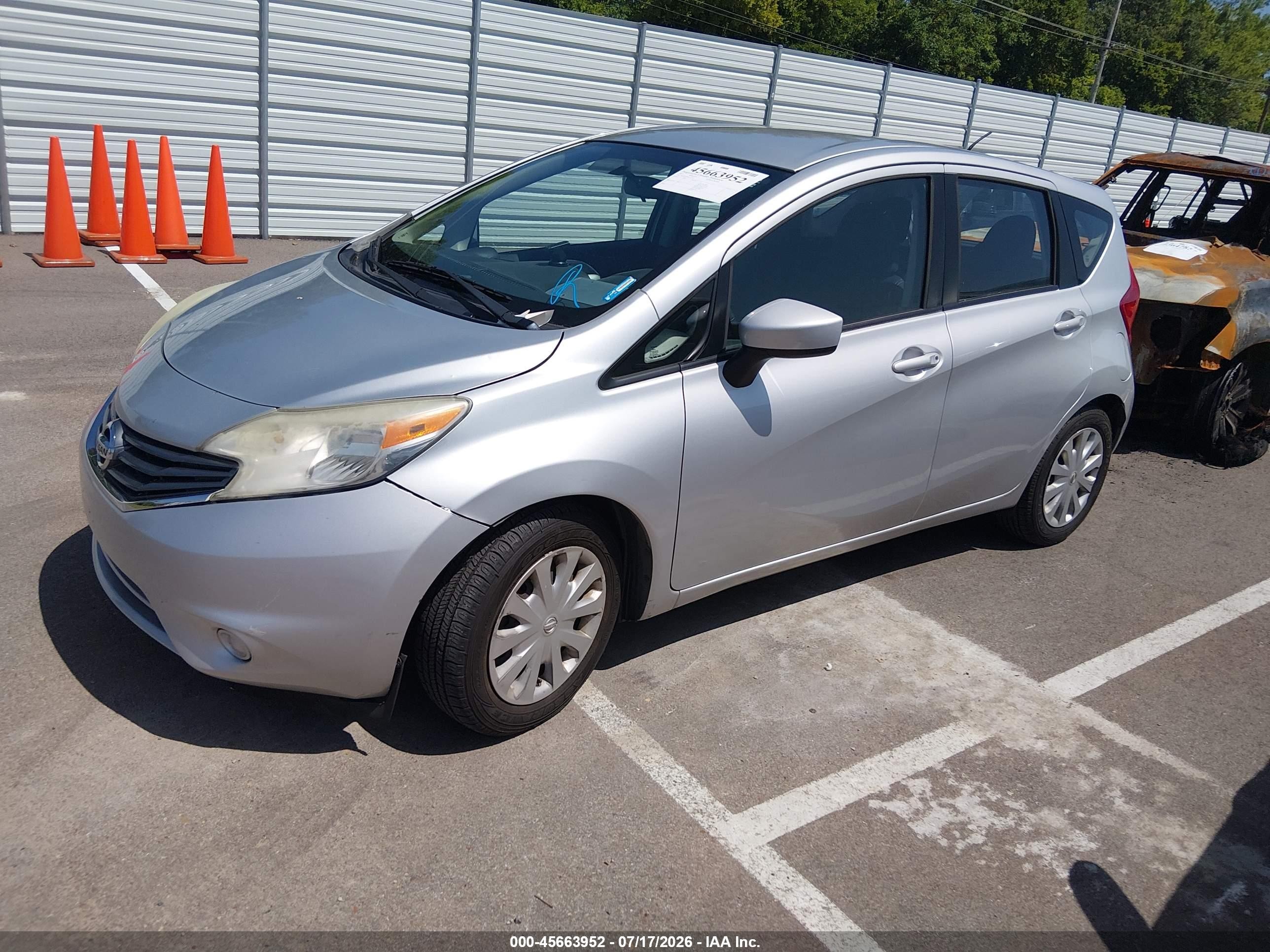 2015 Nissan Versa Note S (sr)/s Plus/sl/sr/sv Серебряный vin: 3N1CE2CP3FL410227