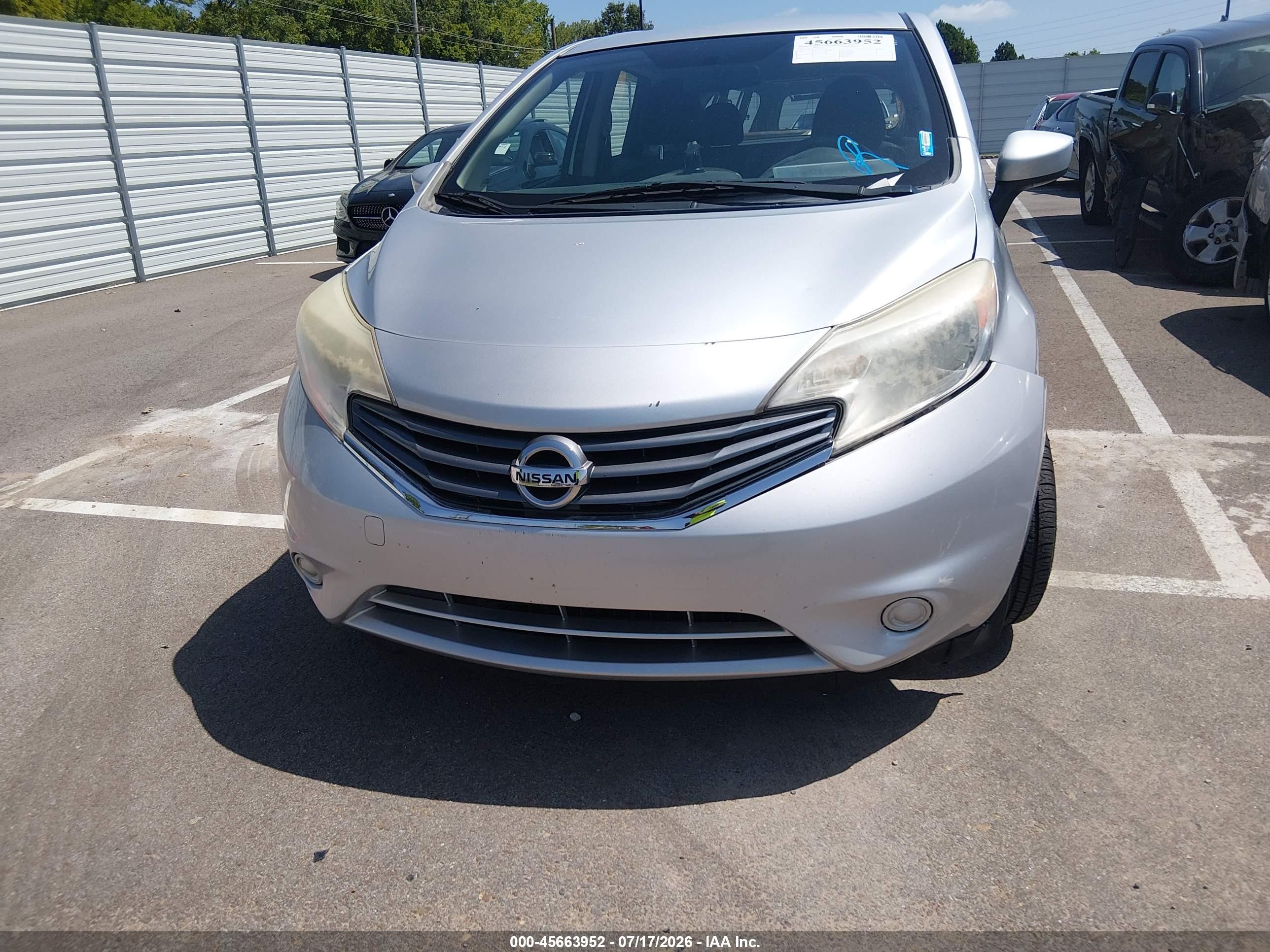2015 Nissan Versa Note S (sr)/s Plus/sl/sr/sv Серебряный vin: 3N1CE2CP3FL410227