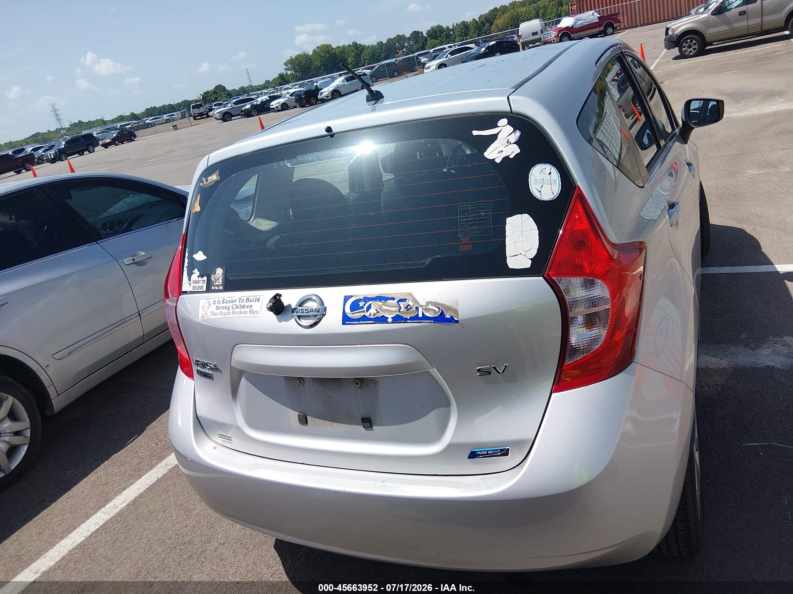 2015 Nissan Versa Note S (sr)/s Plus/sl/sr/sv Серебряный vin: 3N1CE2CP3FL410227