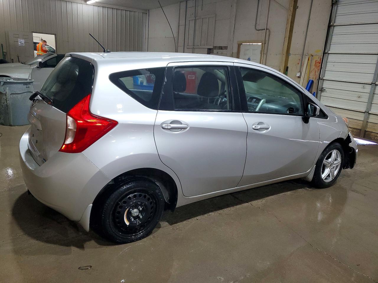 2015 Nissan Versa Note S Plus Серебряный vin: 3N1CE2CP3FL424449