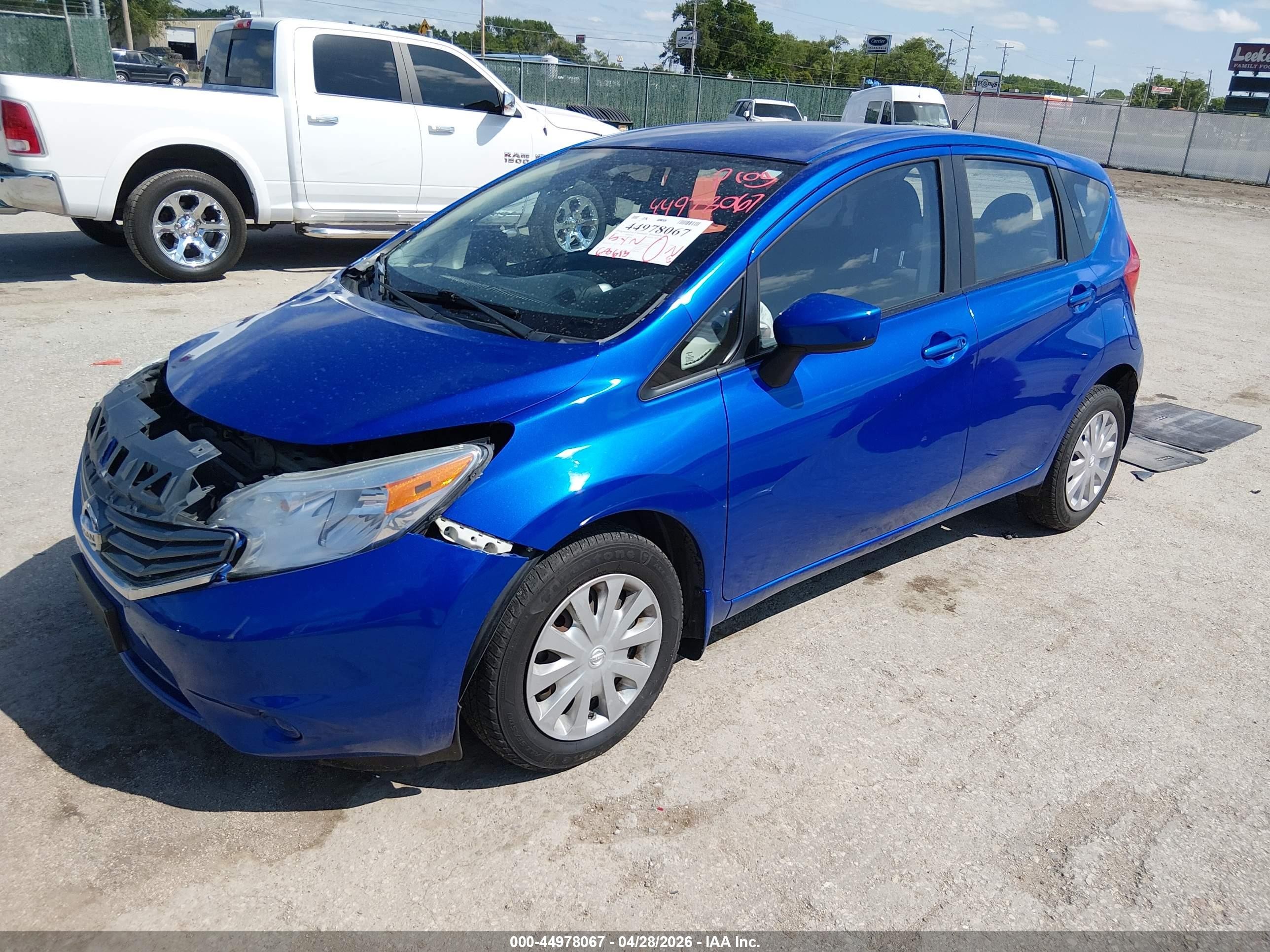 2015 Nissan Versa Note S Plus Blue vin: 3N1CE2CP3FL432678