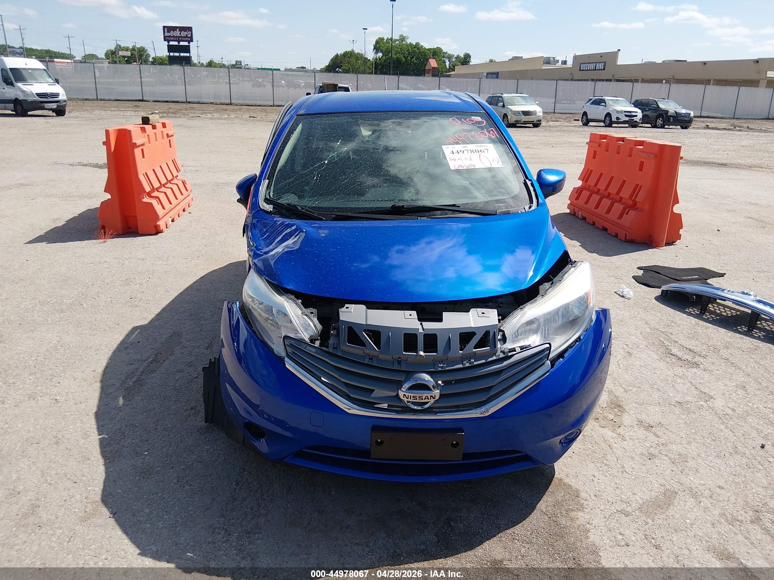 2015 Nissan Versa Note S Plus Blue vin: 3N1CE2CP3FL432678