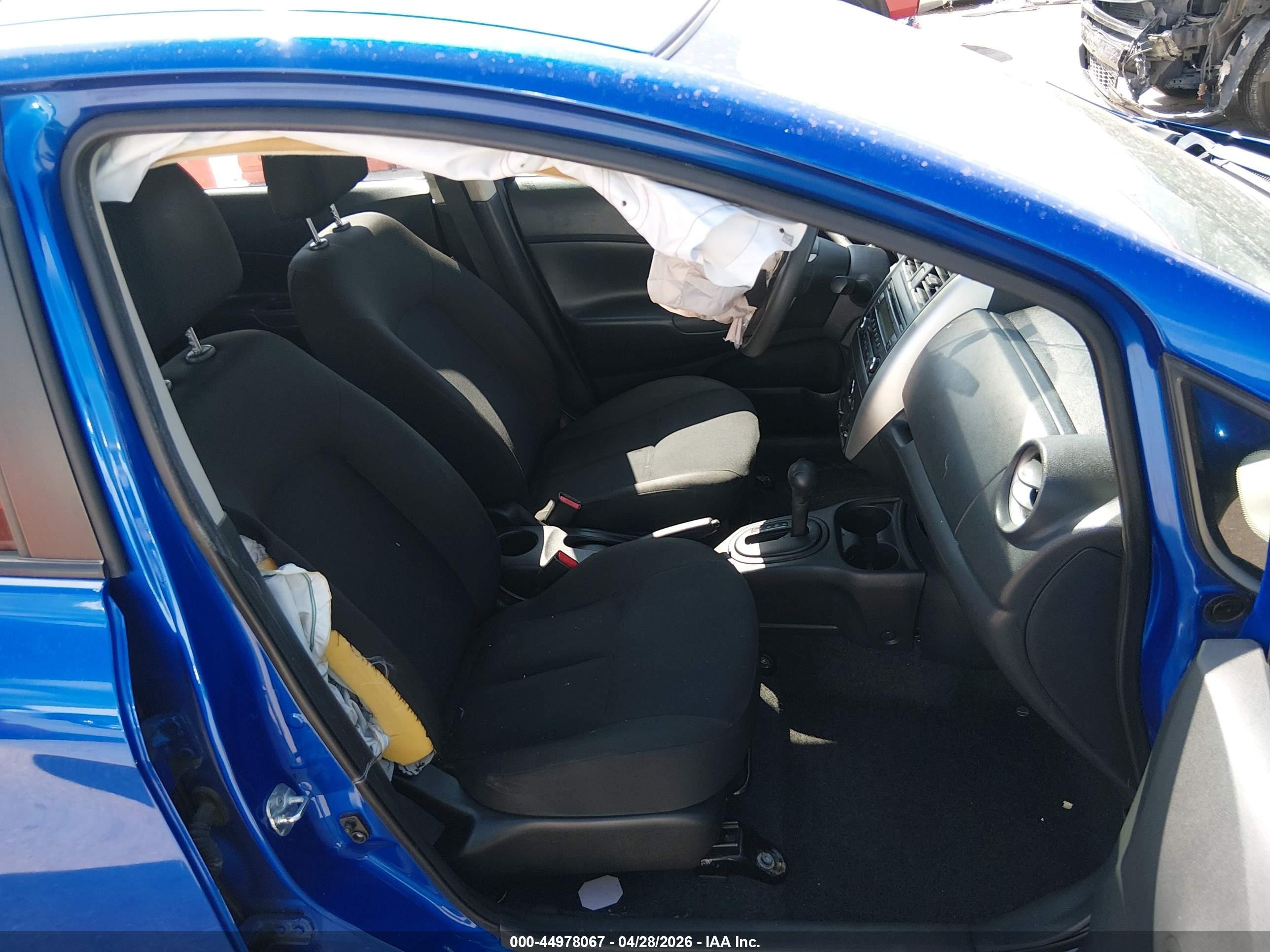 2015 Nissan Versa Note S Plus Blue vin: 3N1CE2CP3FL432678
