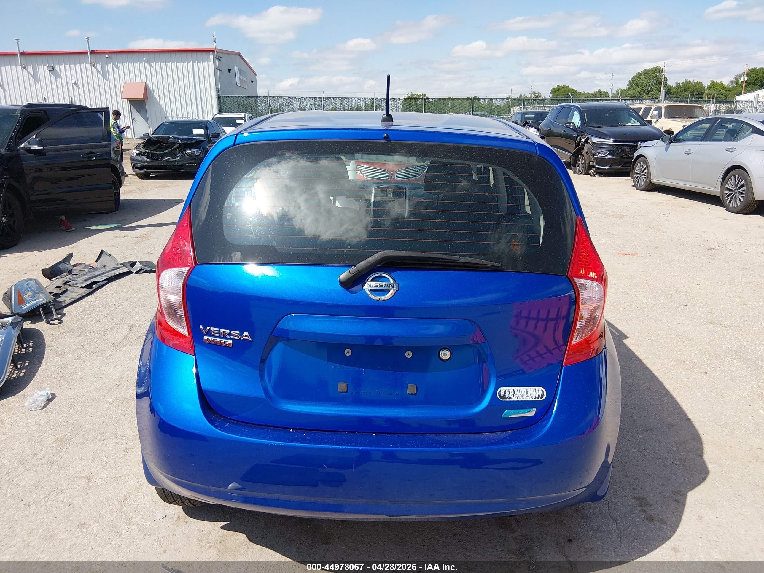 2015 Nissan Versa Note S Plus Blue vin: 3N1CE2CP3FL432678