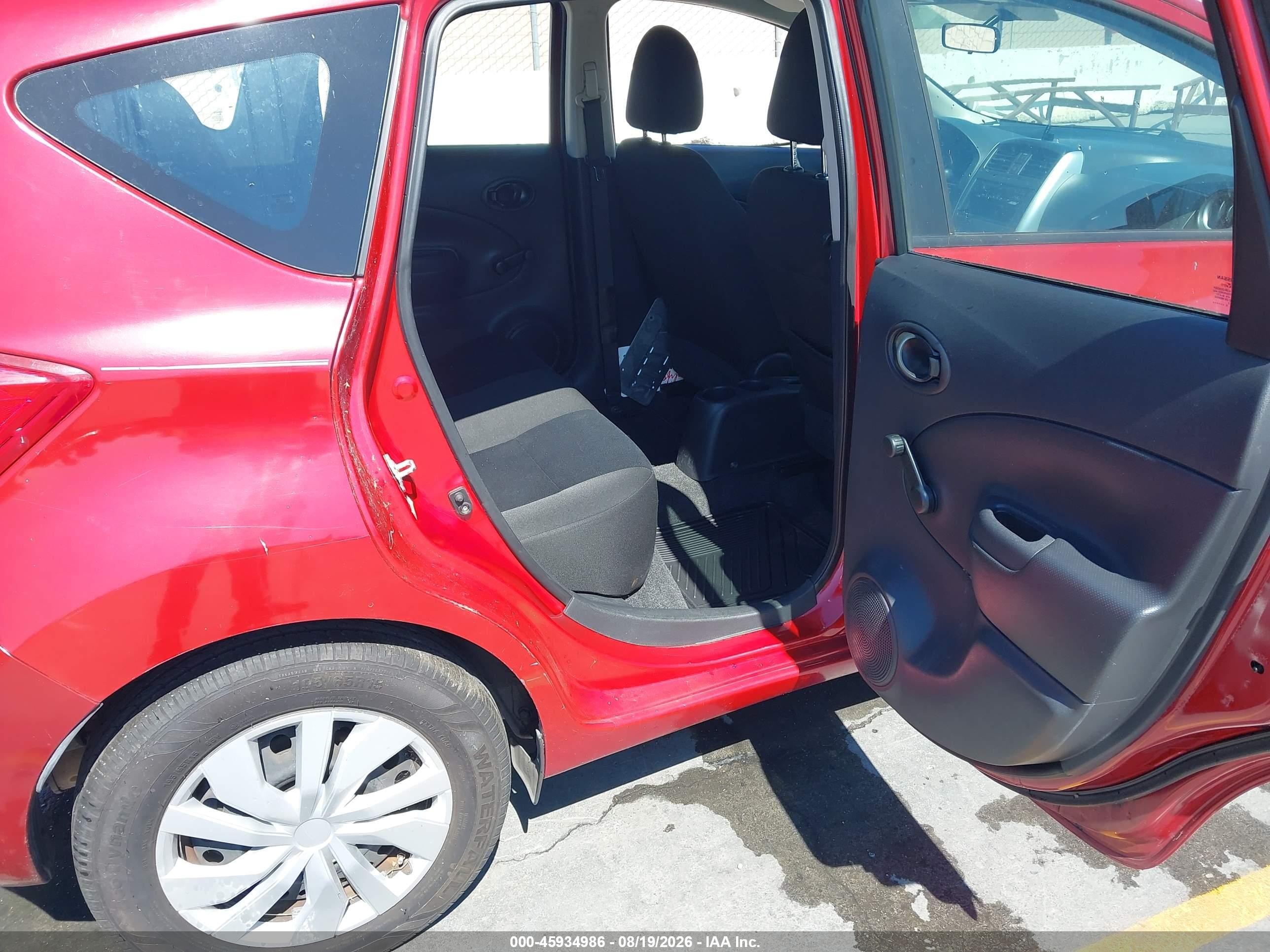 2015 Nissan Versa Note S Plus Red vin: 3N1CE2CP3FL450355