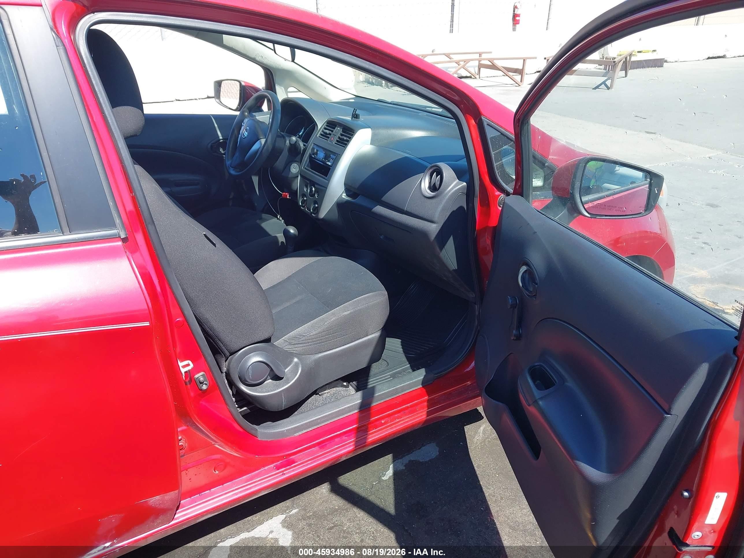 2015 Nissan Versa Note S Plus Red vin: 3N1CE2CP3FL450355