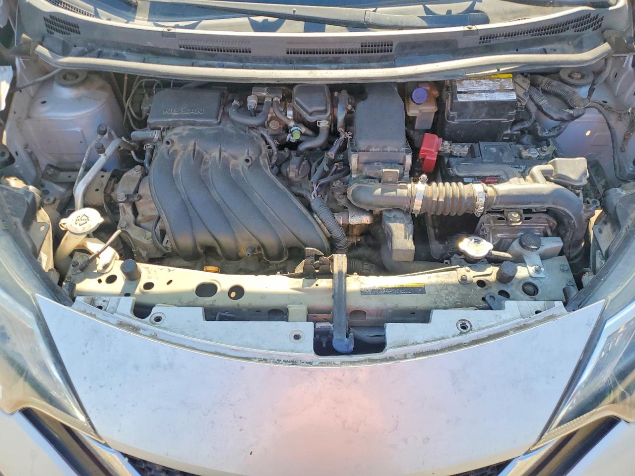 2018 Nissan Versa Note Sv Silver vin: 3N1CE2CP3JL352189