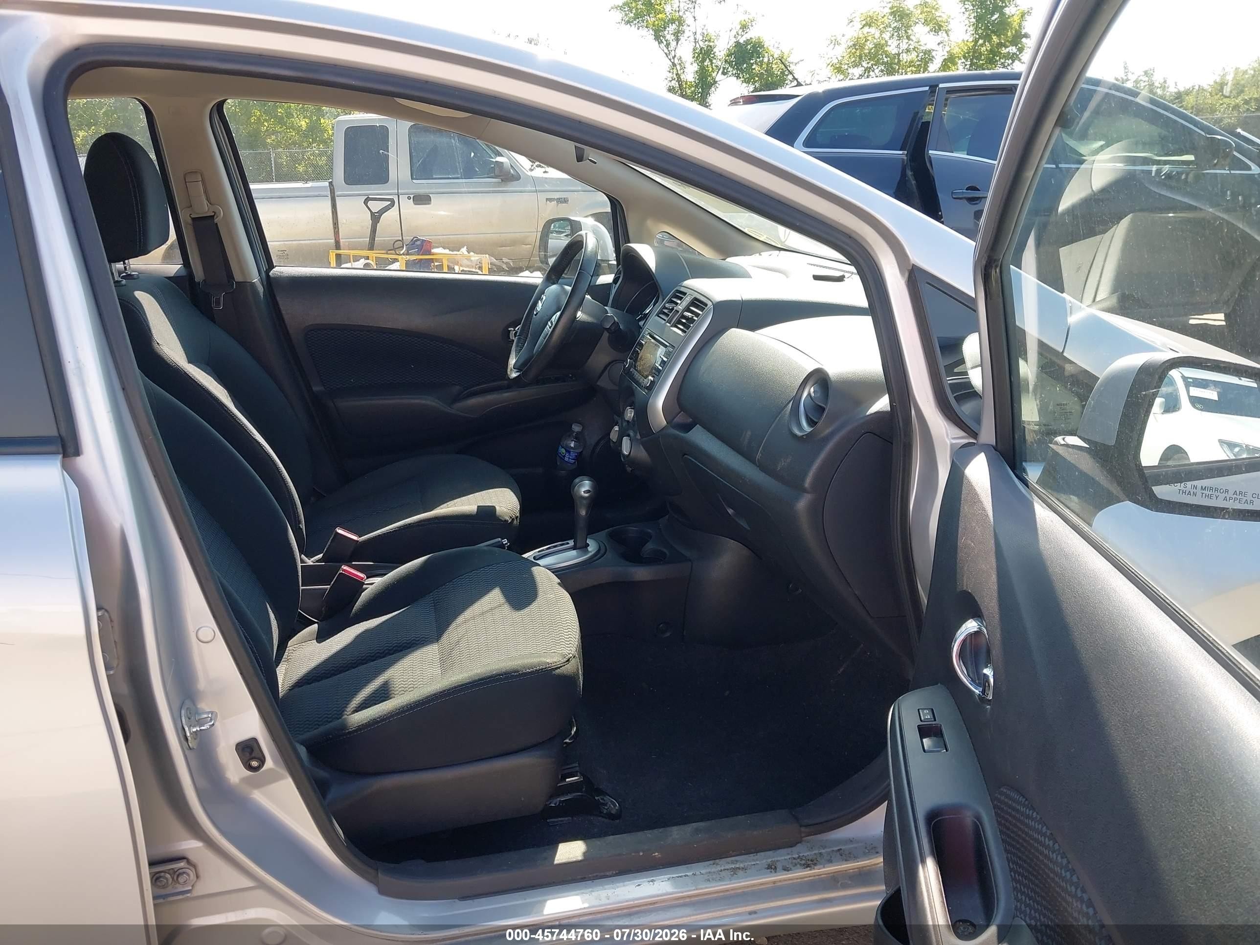 2014 Nissan Versa Note Sv Silver vin: 3N1CE2CP4EL372280