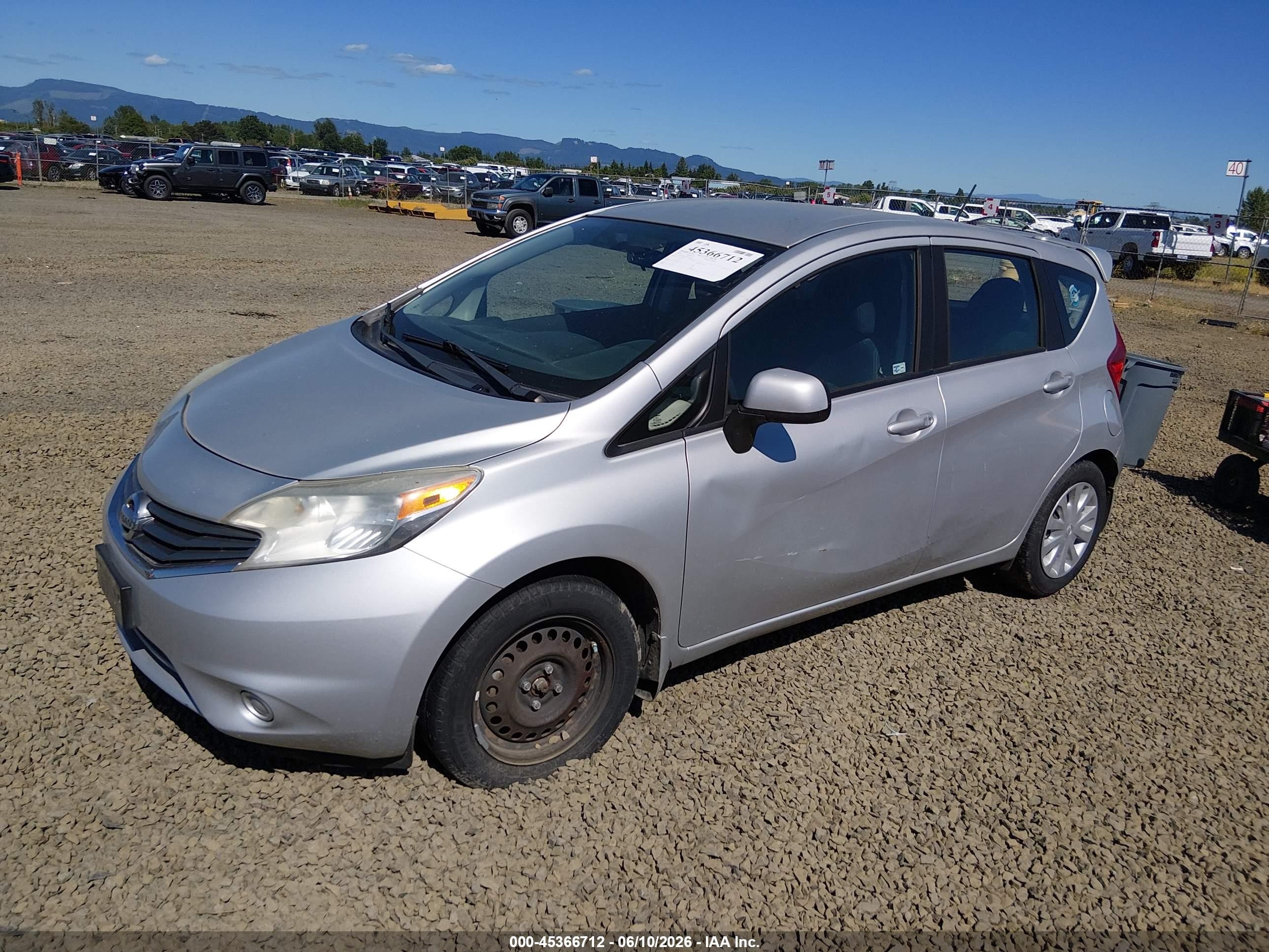 2014 Nissan Versa Note Sv Silver vin: 3N1CE2CP4EL385160