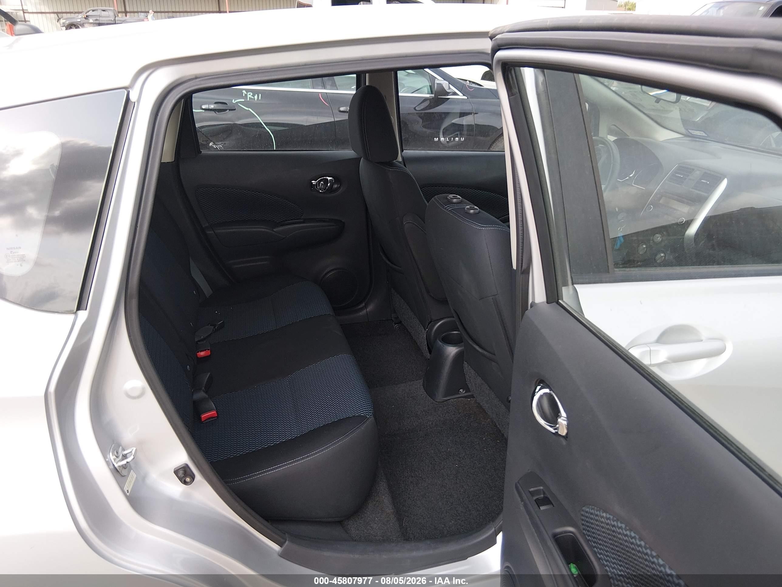 2014 Nissan Versa Note Sv Silver vin: 3N1CE2CP4EL398331