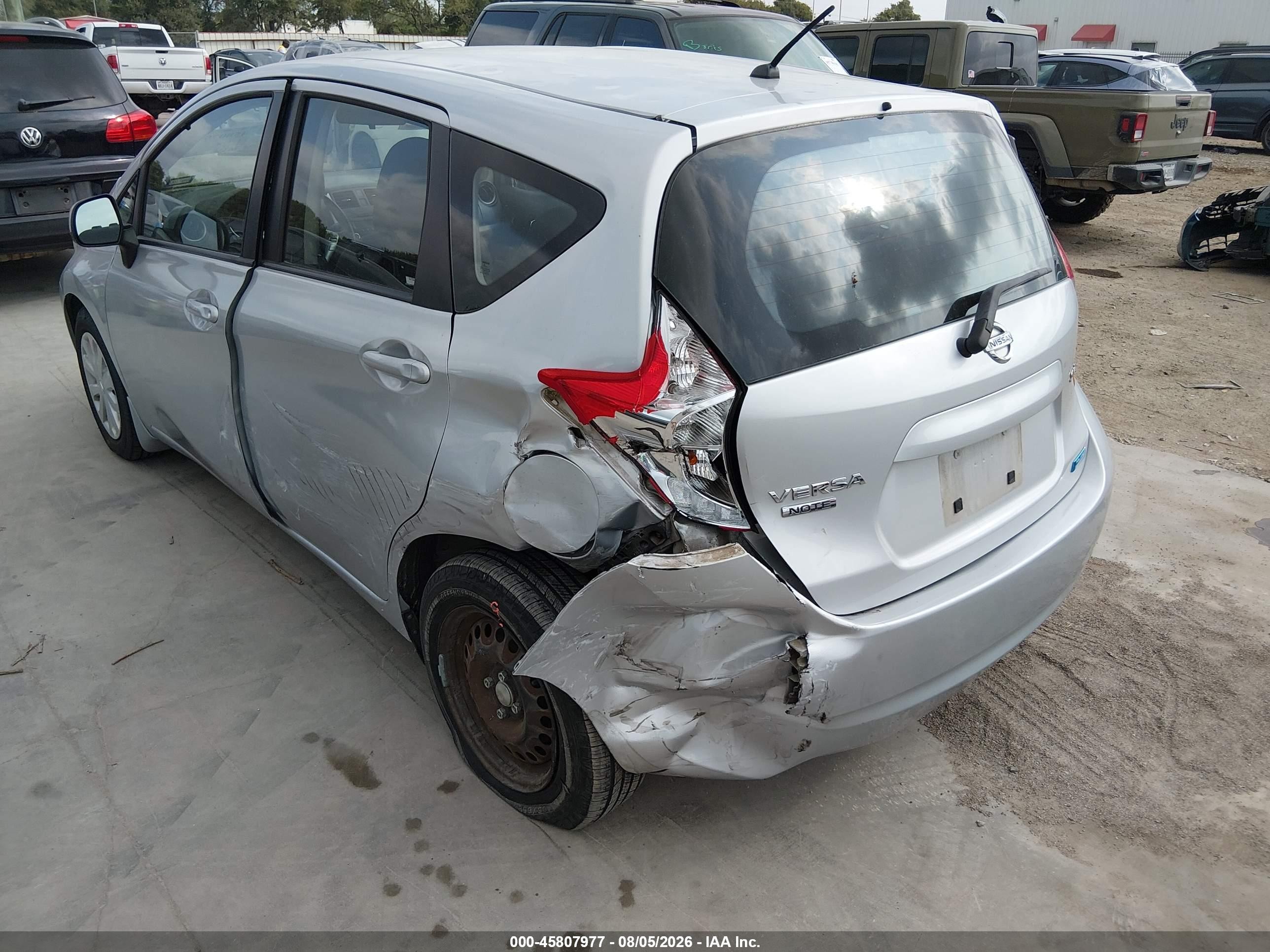 2014 Nissan Versa Note Sv Silver vin: 3N1CE2CP4EL398331