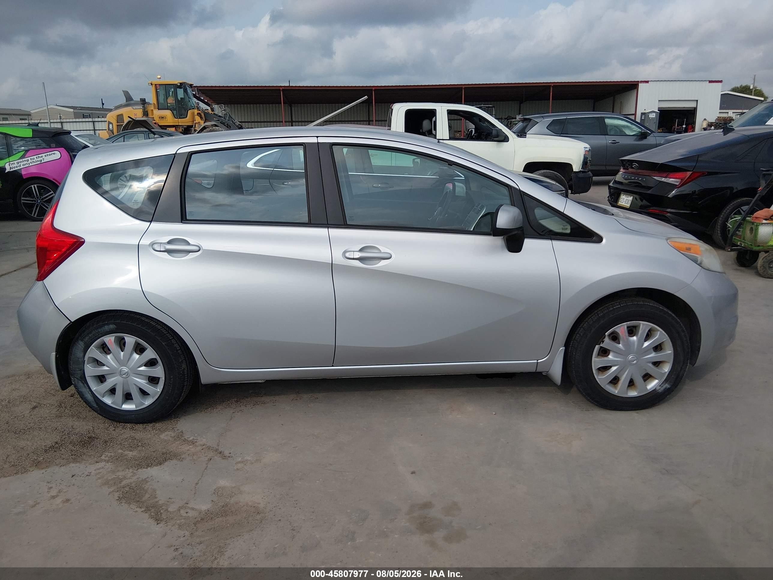 2014 Nissan Versa Note Sv Silver vin: 3N1CE2CP4EL398331