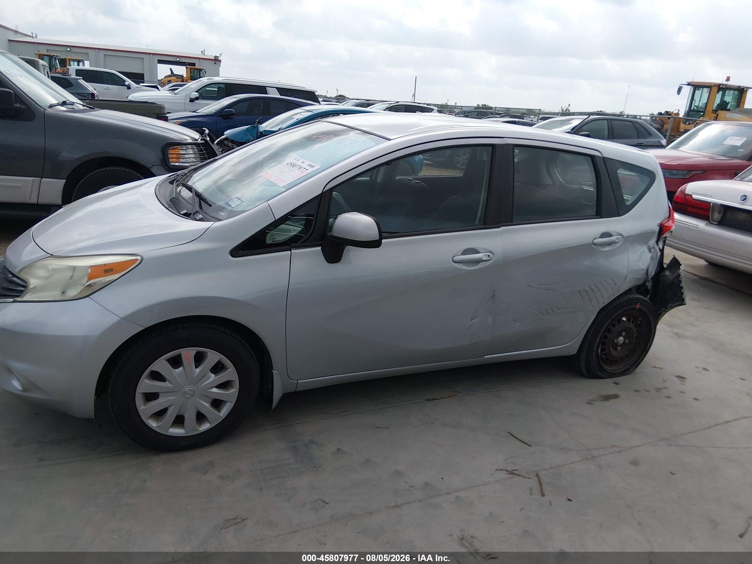 2014 Nissan Versa Note Sv Silver vin: 3N1CE2CP4EL398331