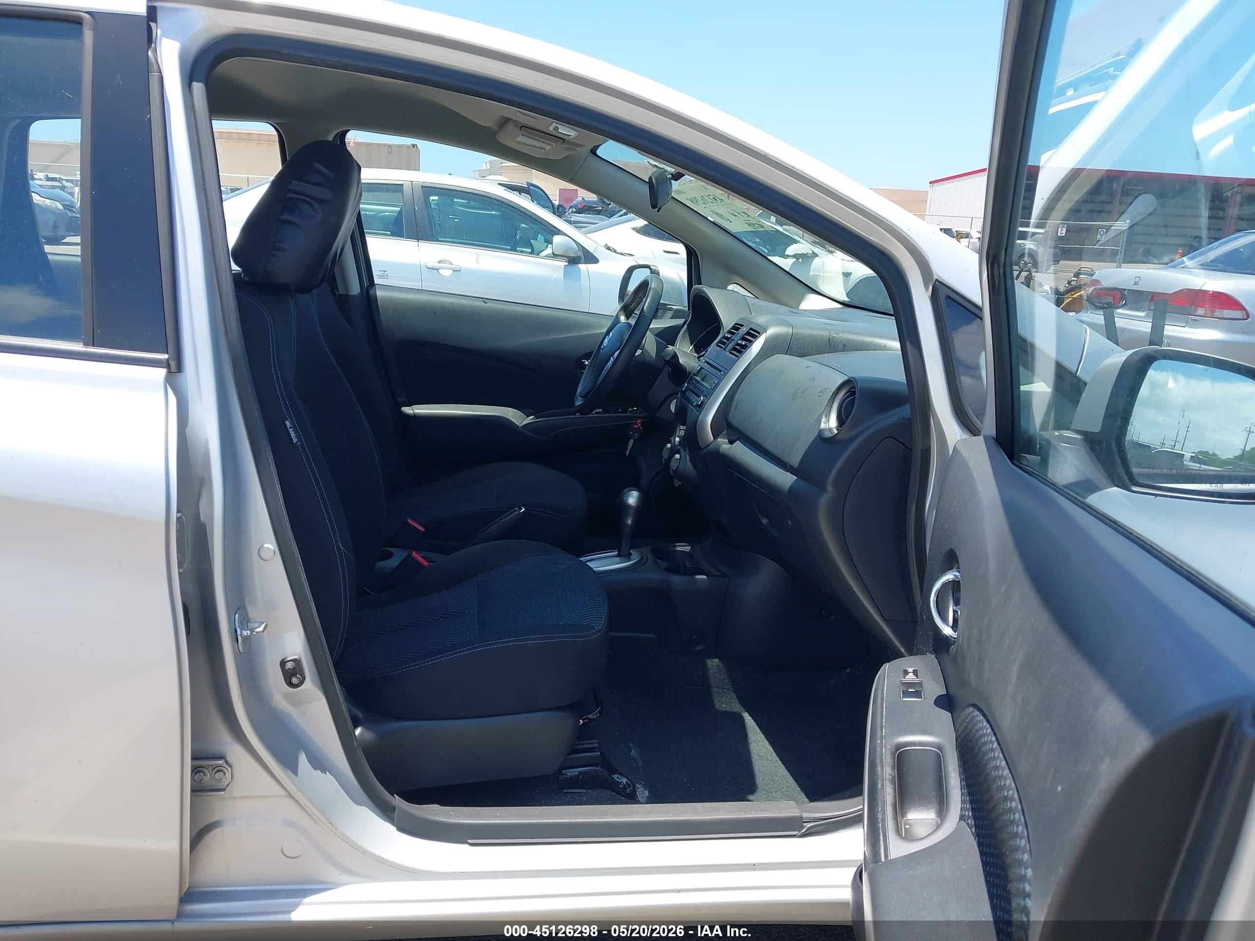 2014 Nissan Versa Note Sv Silver vin: 3N1CE2CP4EL416259