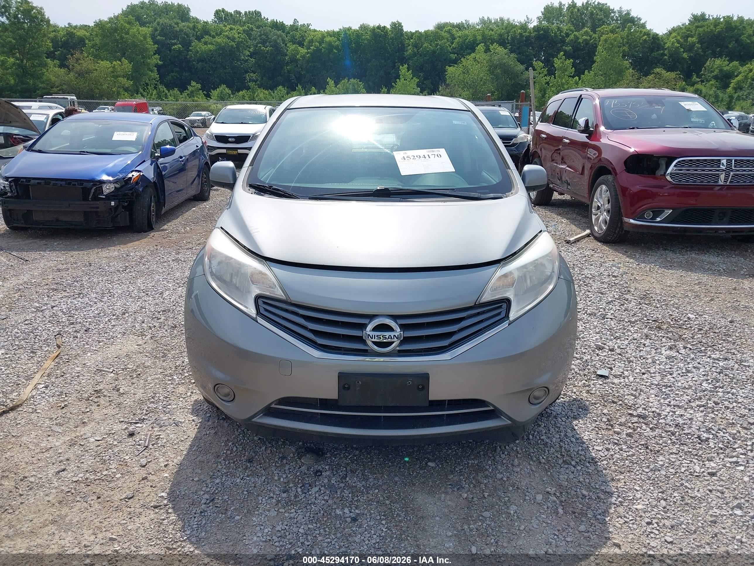 2014 Nissan Versa Note Sv Silver vin: 3N1CE2CP4EL428895