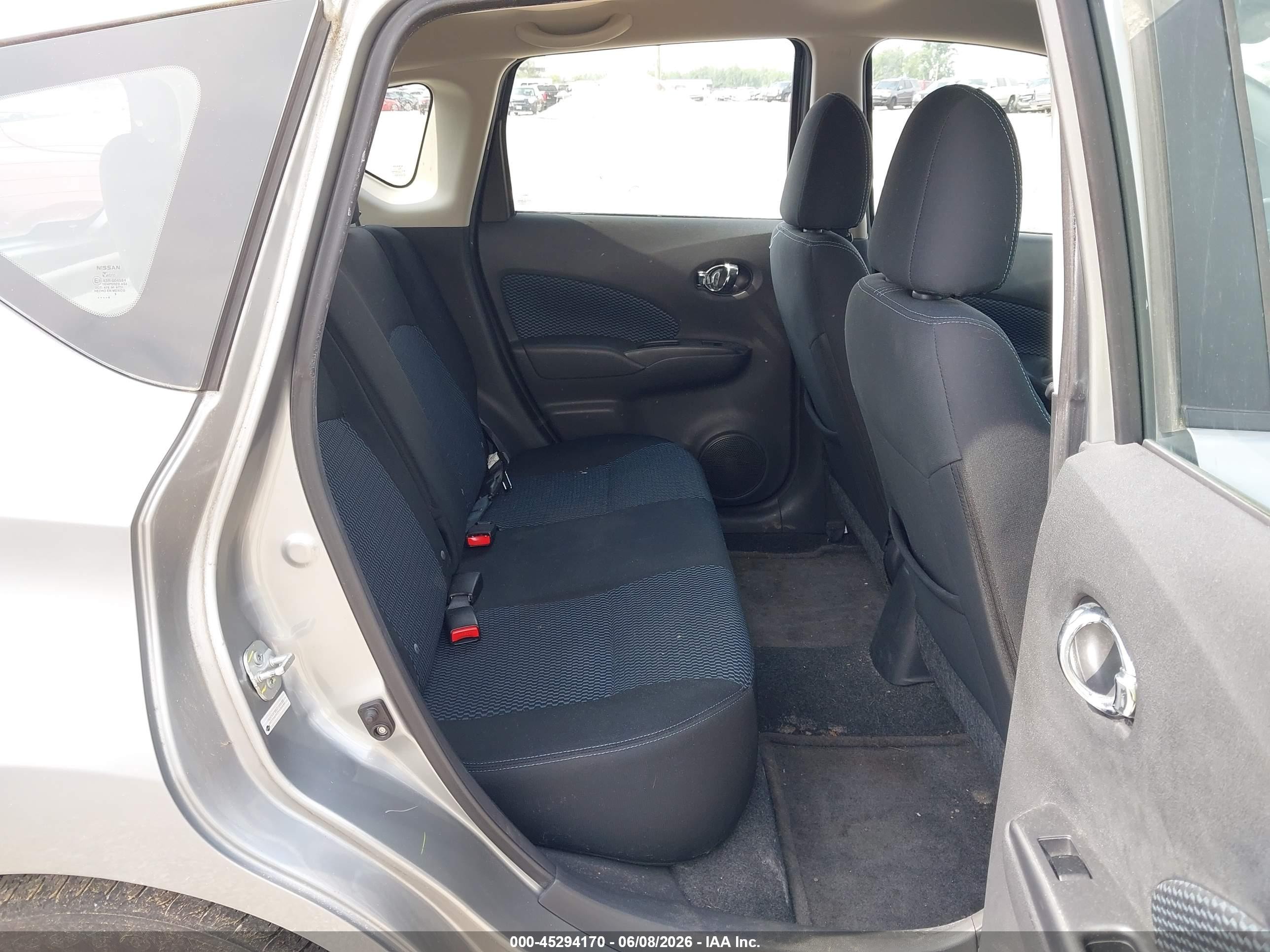 2014 Nissan Versa Note Sv Silver vin: 3N1CE2CP4EL428895