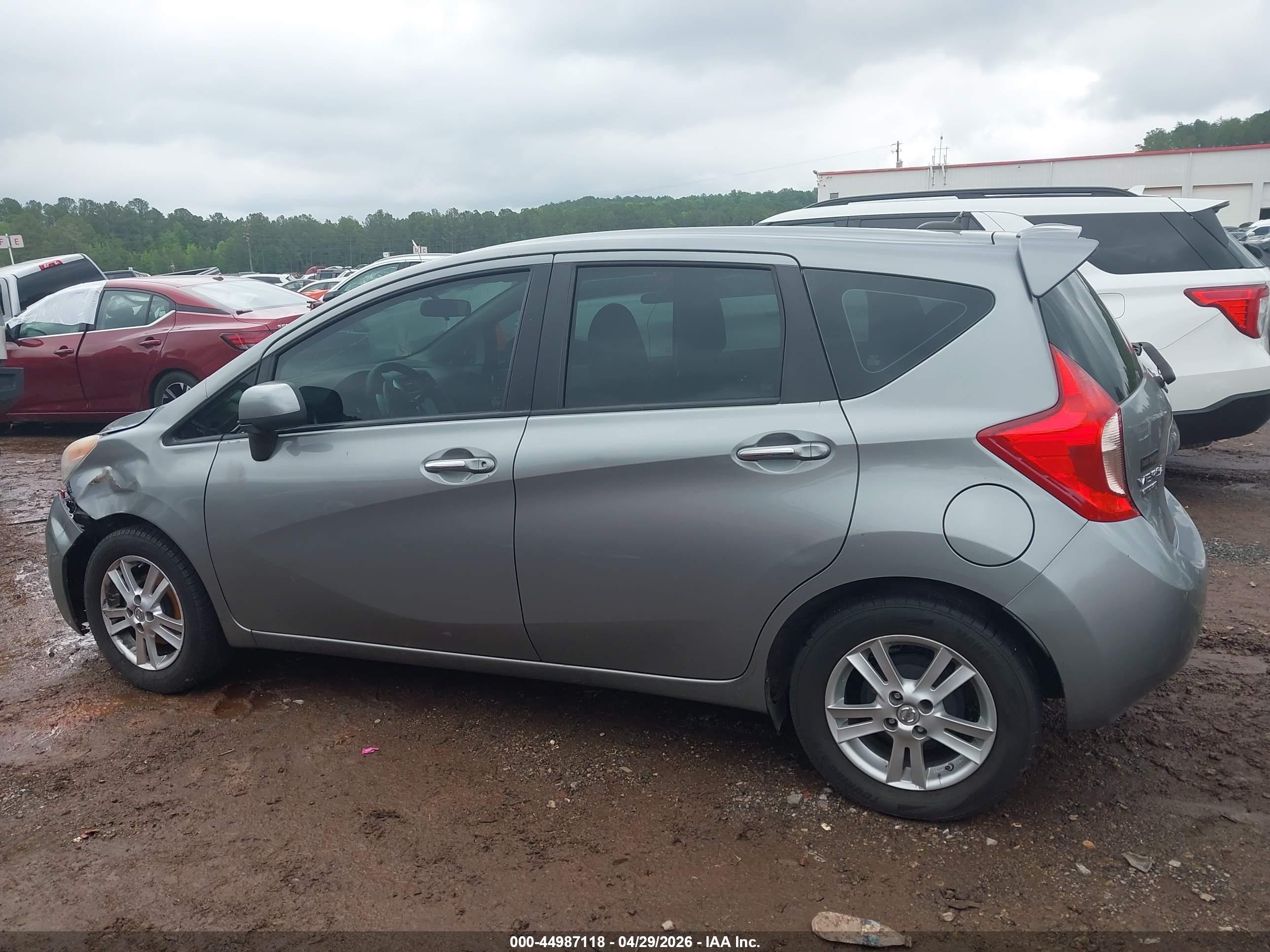 2014 Nissan Versa Note S (sr)/s Plus/sv Silver vin: 3N1CE2CP4EL432154